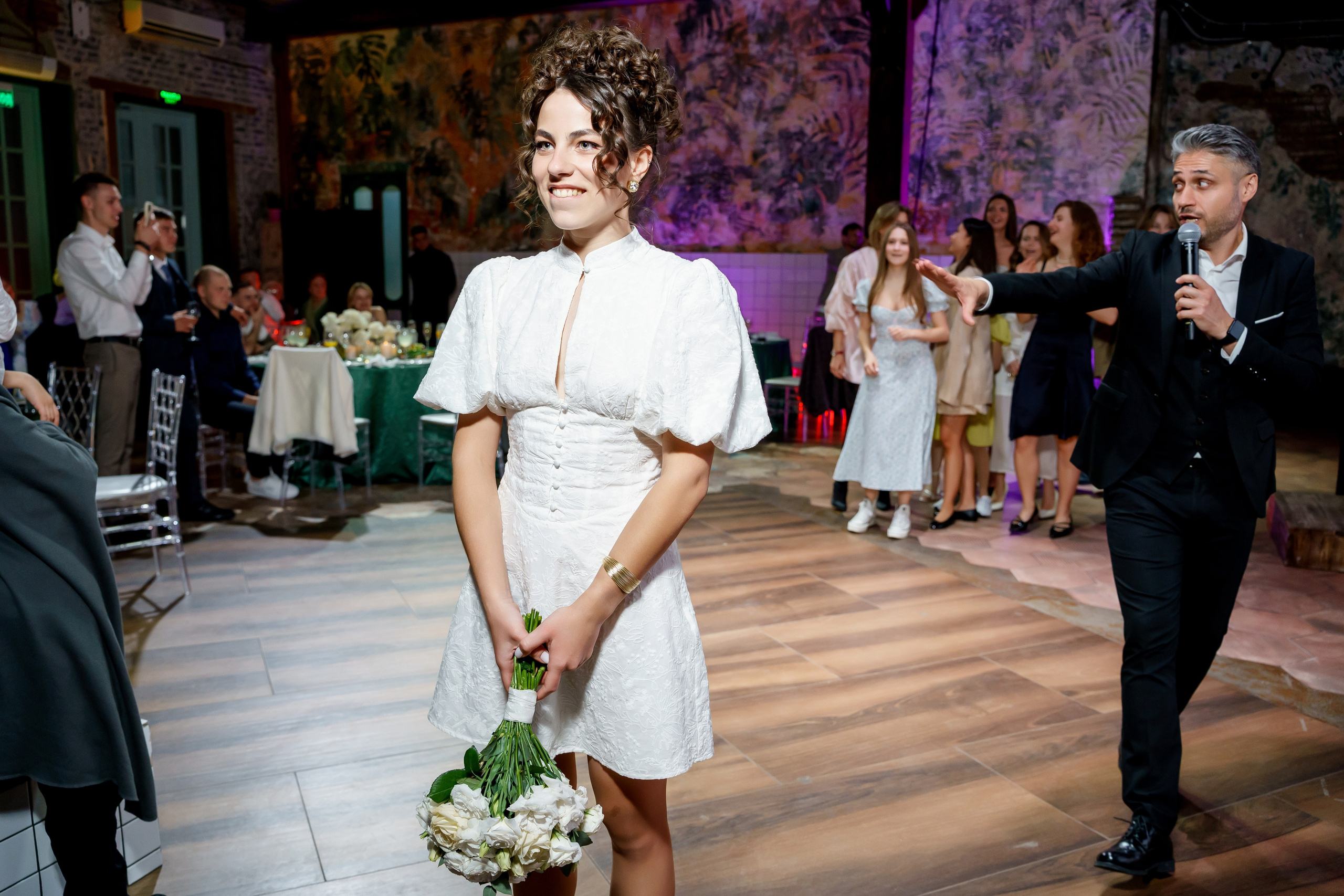 Александра и Иван. Свадебный банкет Loft Hall. Фотограф и видеограф в Москве и Московской области Мария Вишня