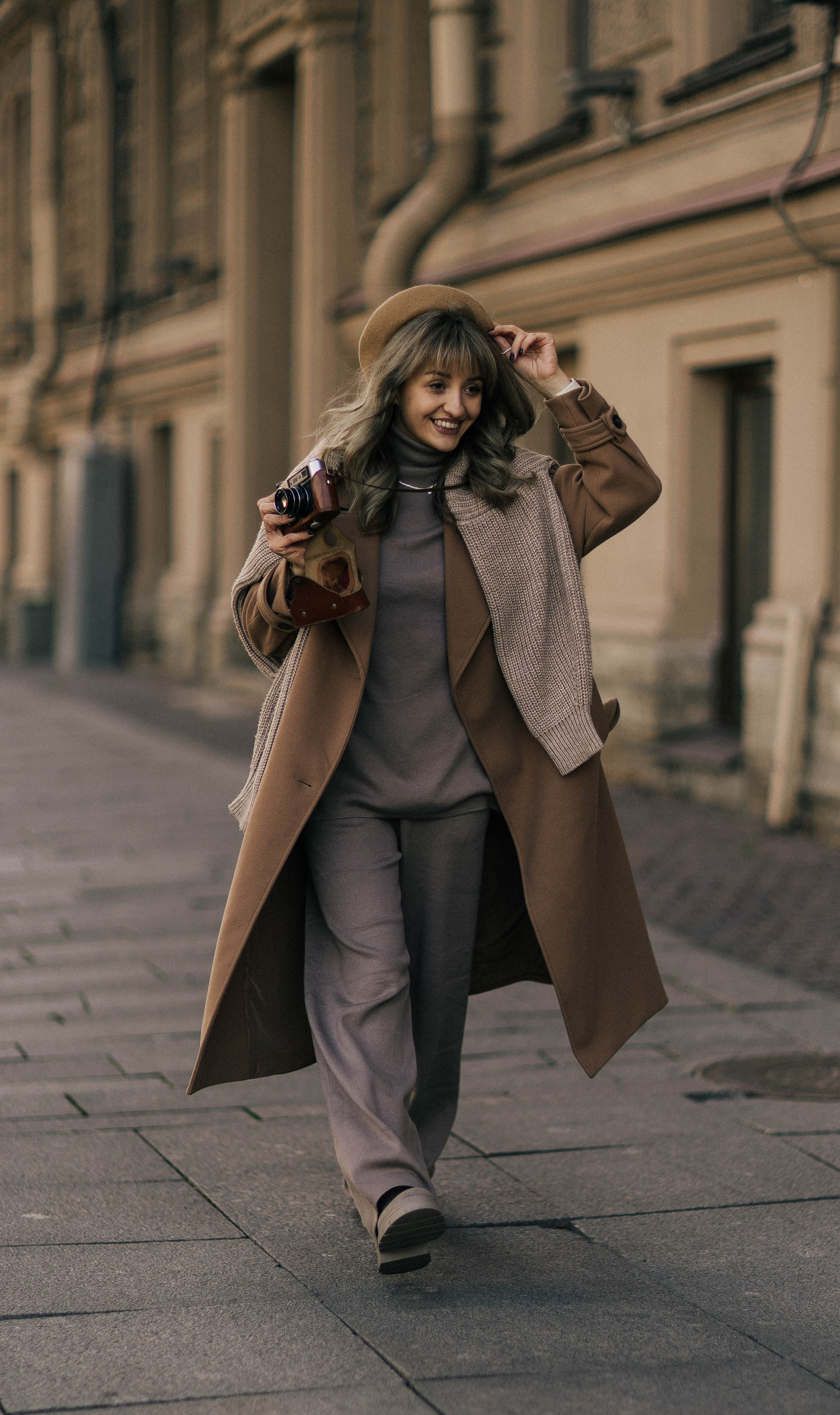 Оленька Гладченко. Главная