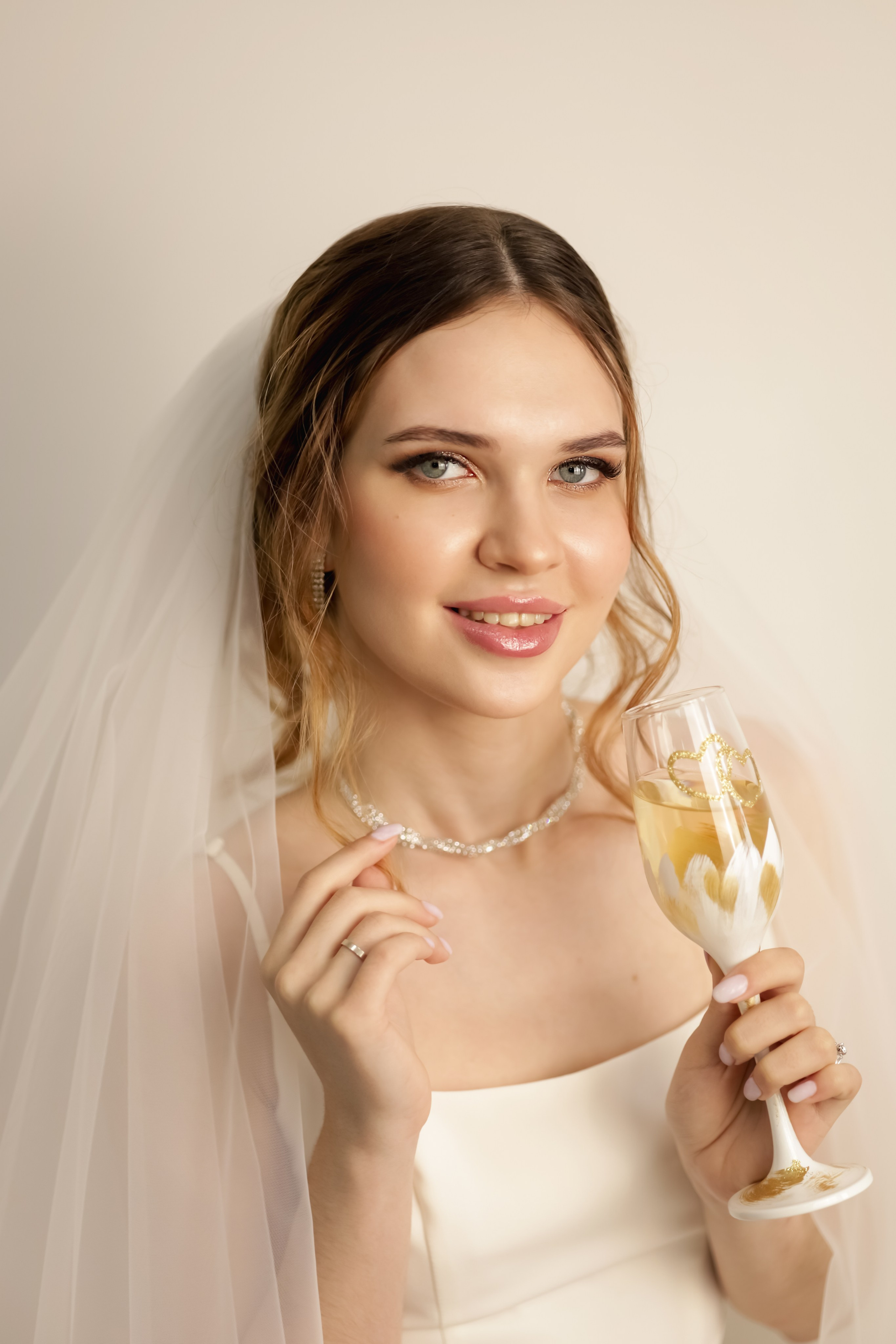 Утро Невесты Елизаветы. Фотограф Людмила Лебединская г. Краснодар (Приморско-Ахтарский р-он)