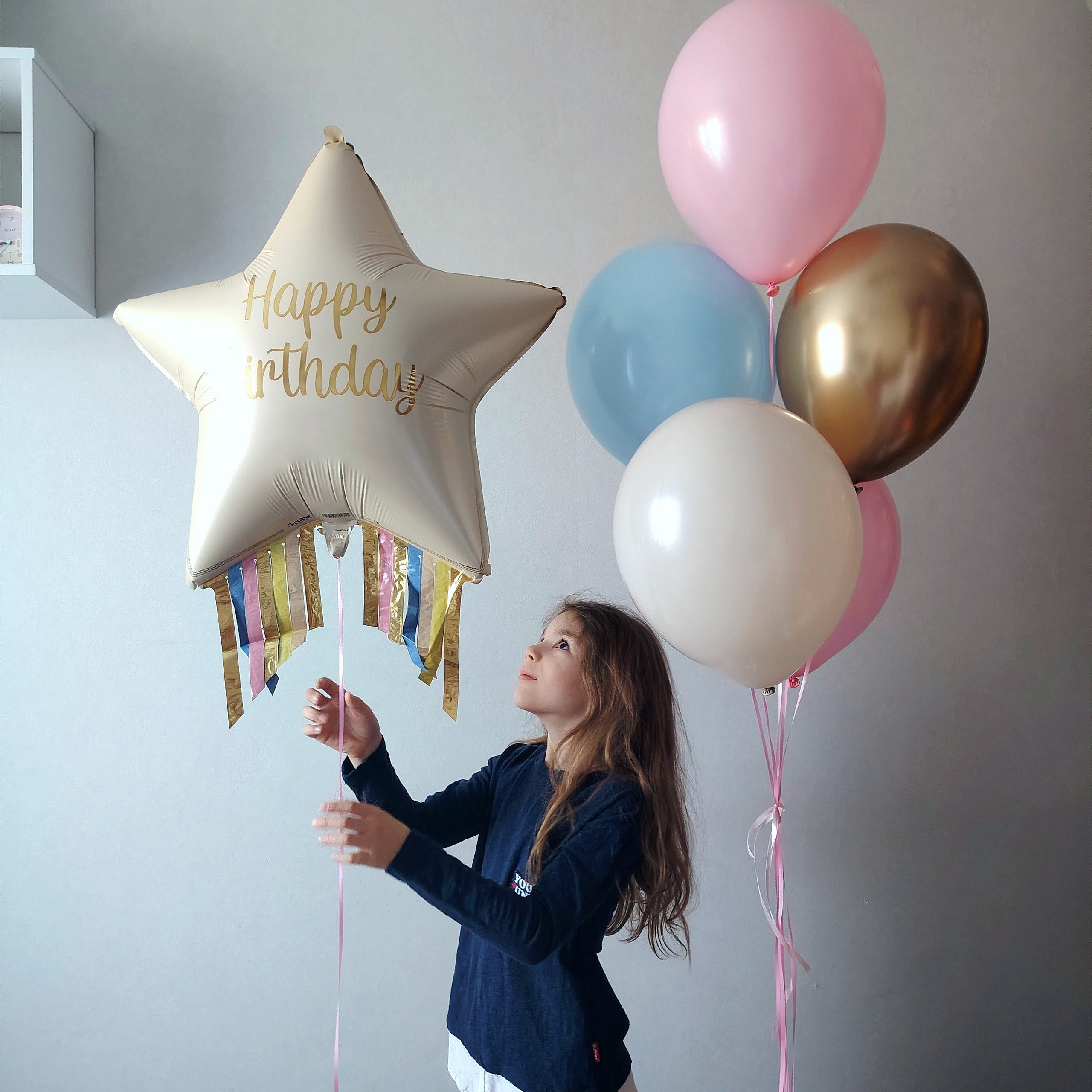 Девочке на день рождения с 4 до 17 лет. Аэродизайнер Елена Лин