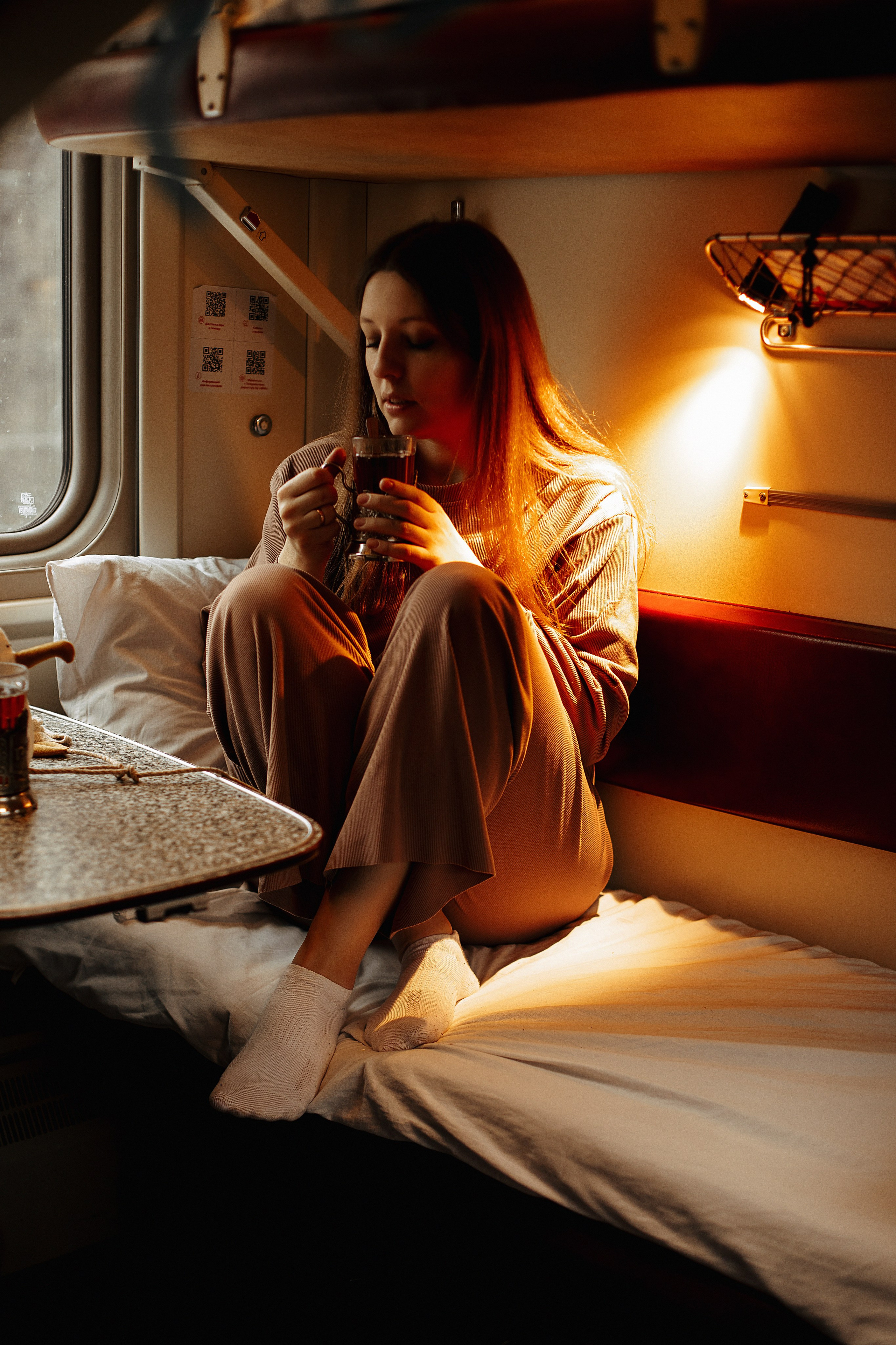 Фотосессия в поезде. Https://malovafoto.ru