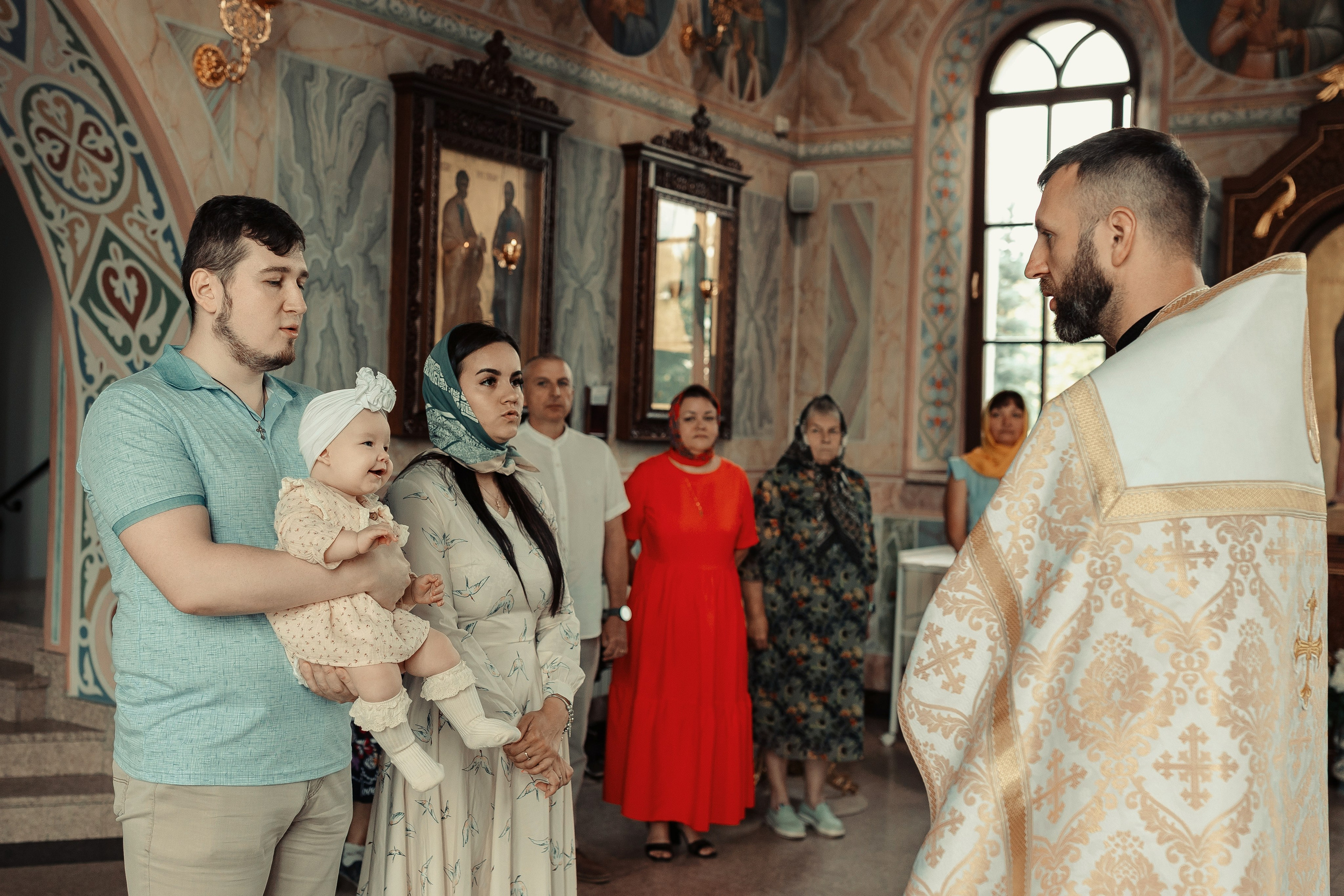 Фото съемка таинства крещения в Нижнем Новгороде. Алексей Шаров — свадебный и репортажный фотограф в Нижнем Новгороде
