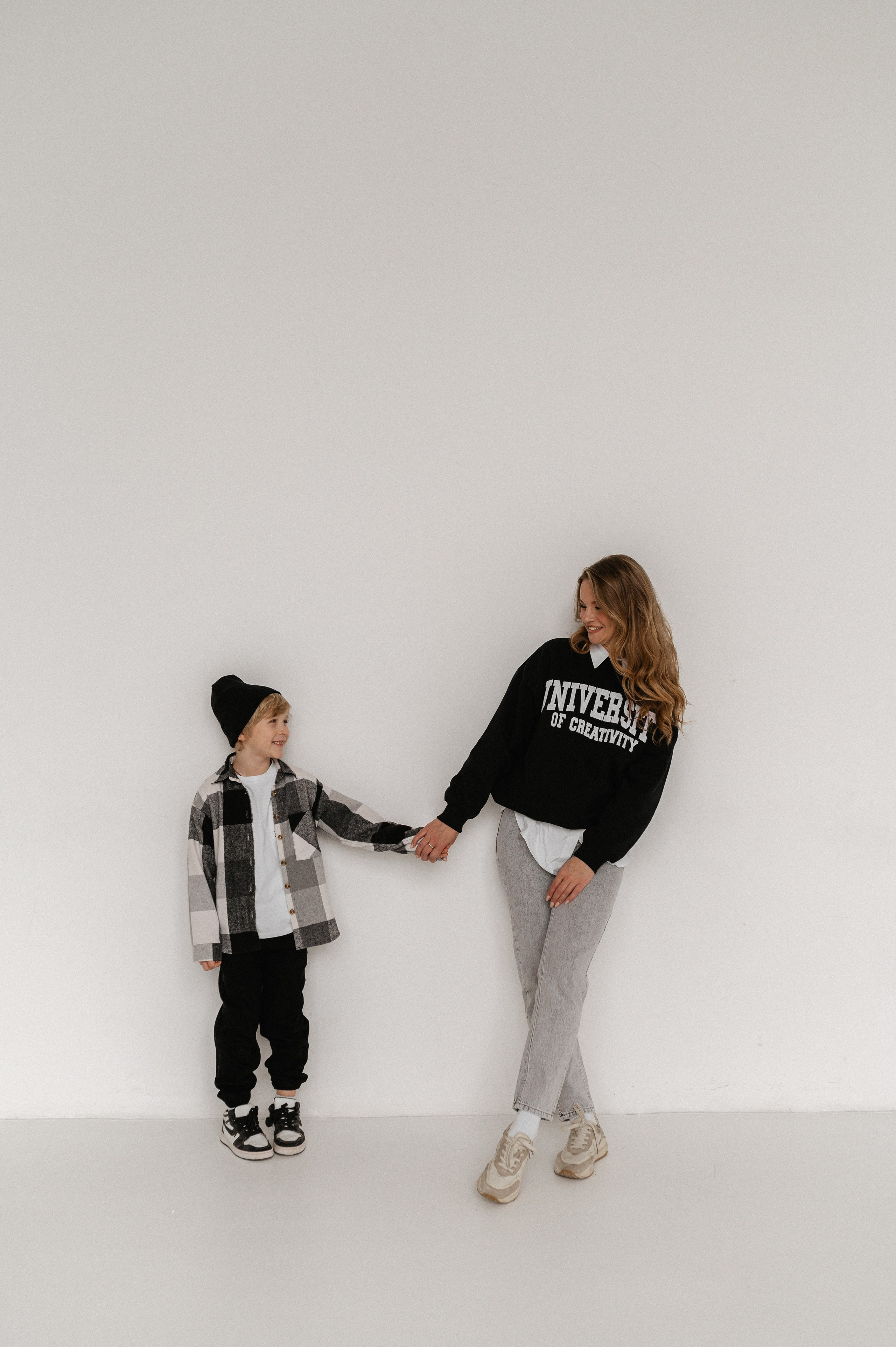 Мама и сын. Главная