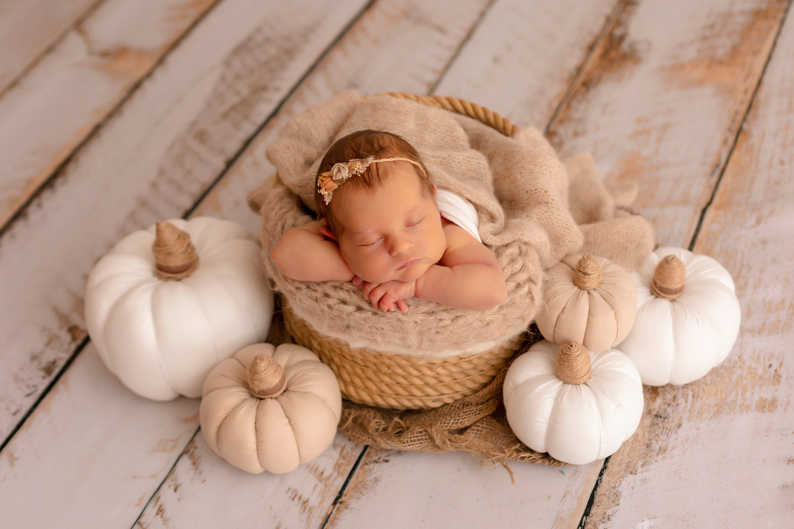 Новорожденные до 28 дней. Фотограф новорожденных в Тюмени