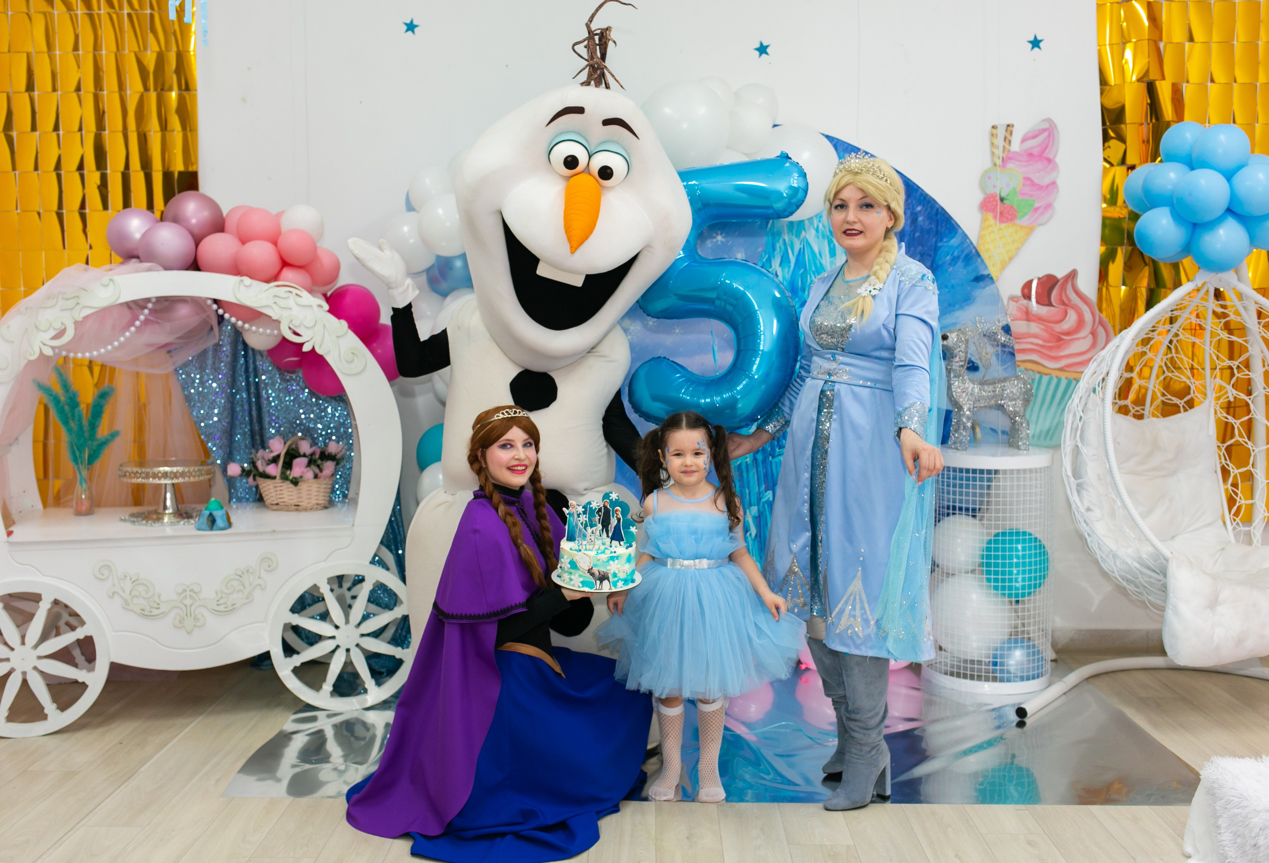 Праздники. Фотограф новорожденных и семейный фотограф НСО г. Бердск Марина Львова