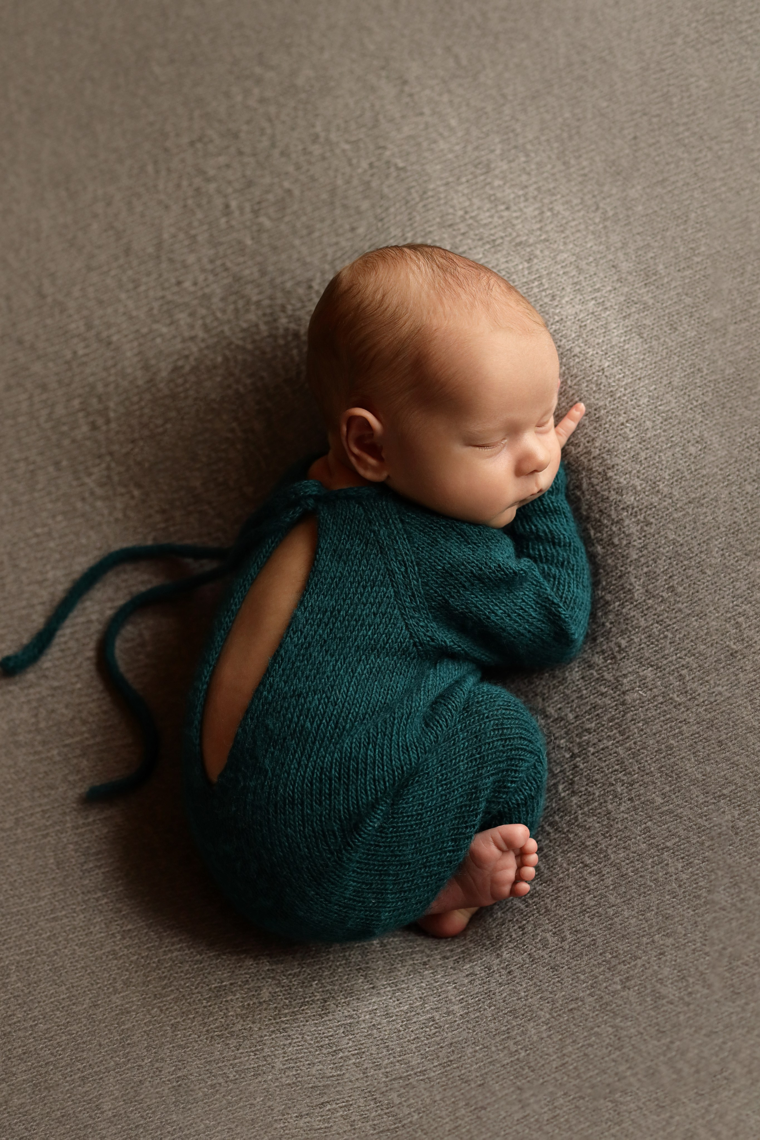 Съемка новорожденных Старый Оскол. Семейный фотограф и новорожденных в Старом Осколе Анна Старкова,