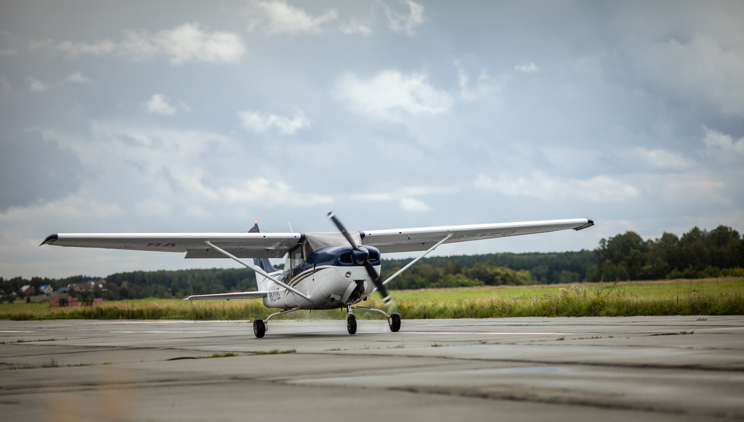 УЗСТ- Корпоративный тимбилдинг на аэродроме. Репортажный и свадебный фотограф в Челябинске Елисеев Павел
