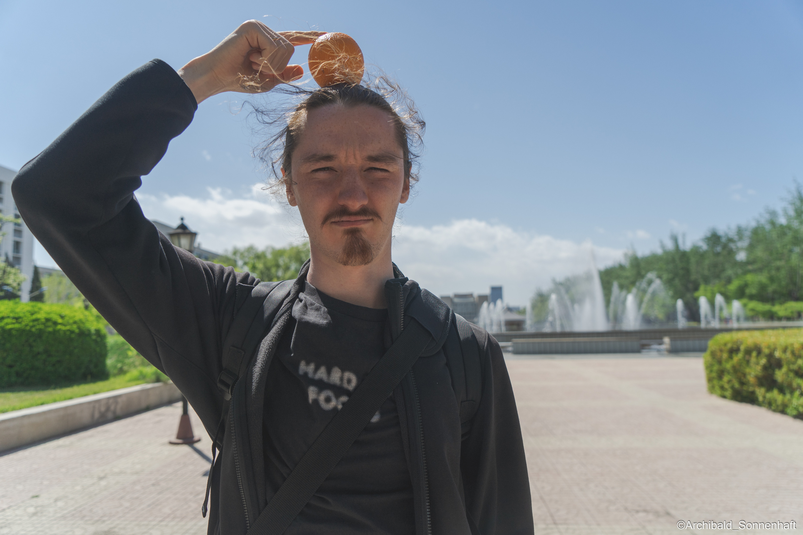 A dump filled with curious photos!. Photographer in Guangzhou, China. Archibald Sonnenhaft