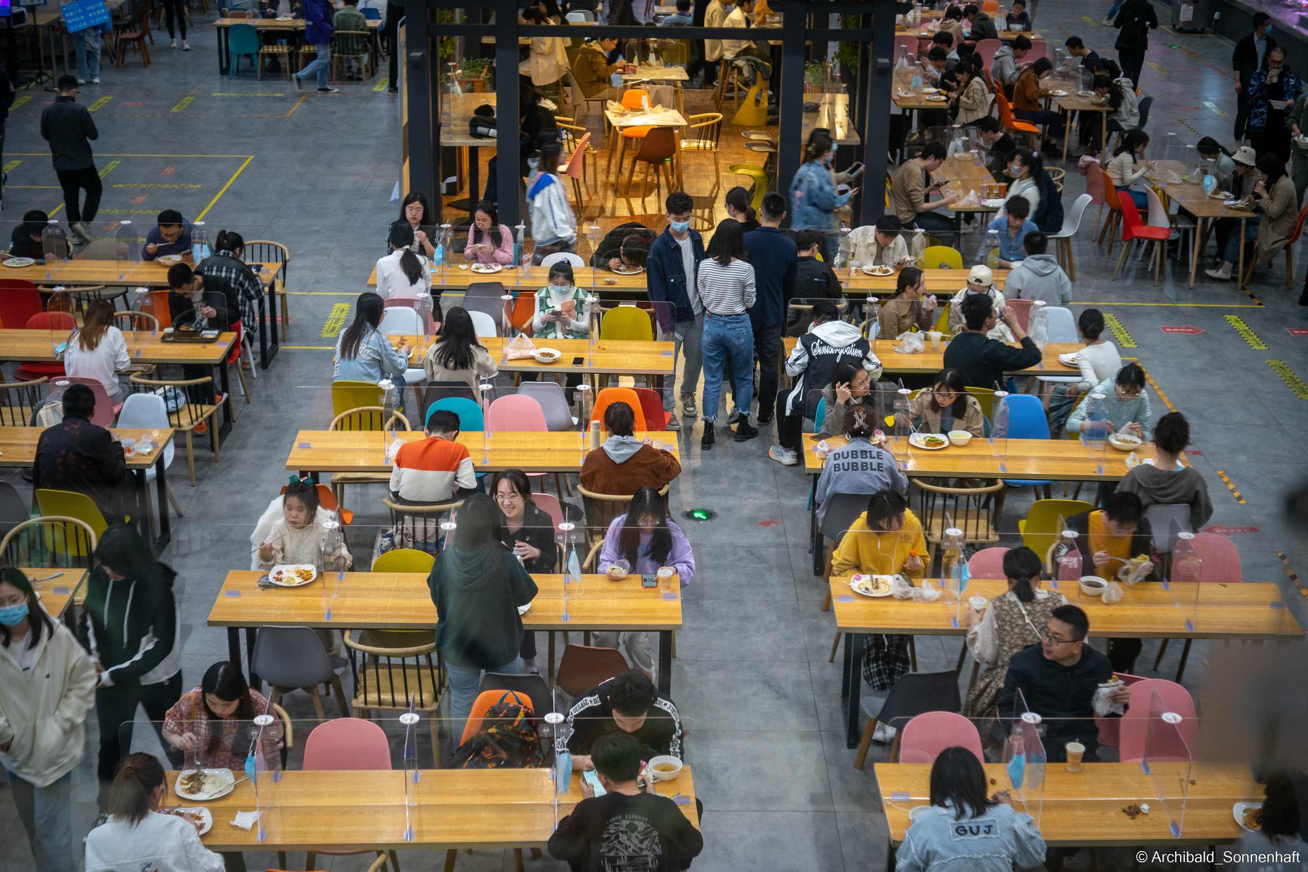 Tennis!. Photographer in Guangzhou, China. Archibald Sonnenhaft