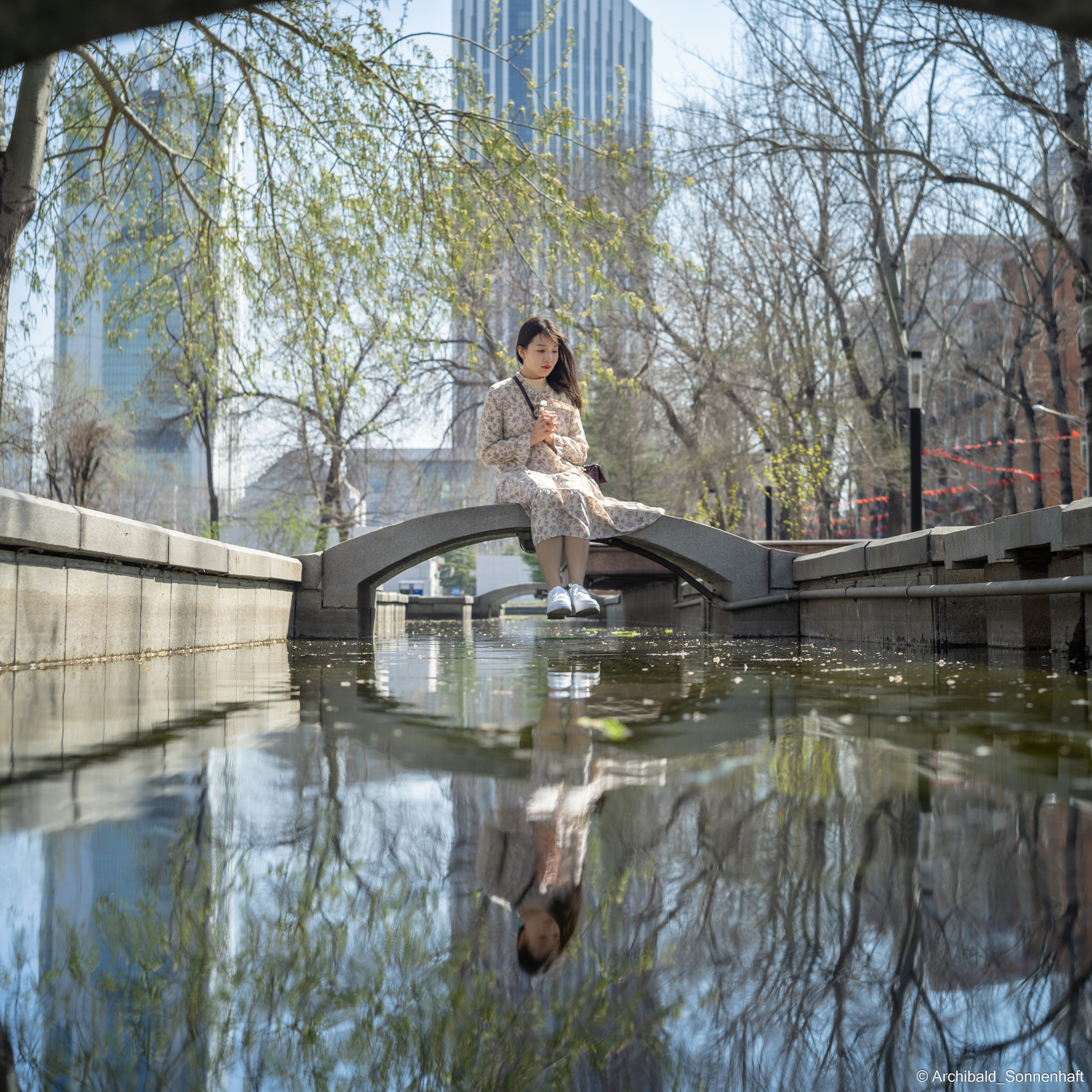 장유진 [jiang yu jin] — Korean student of the School of International Edu. Photographer in Guangzhou, China. Archibald Sonnenhaft