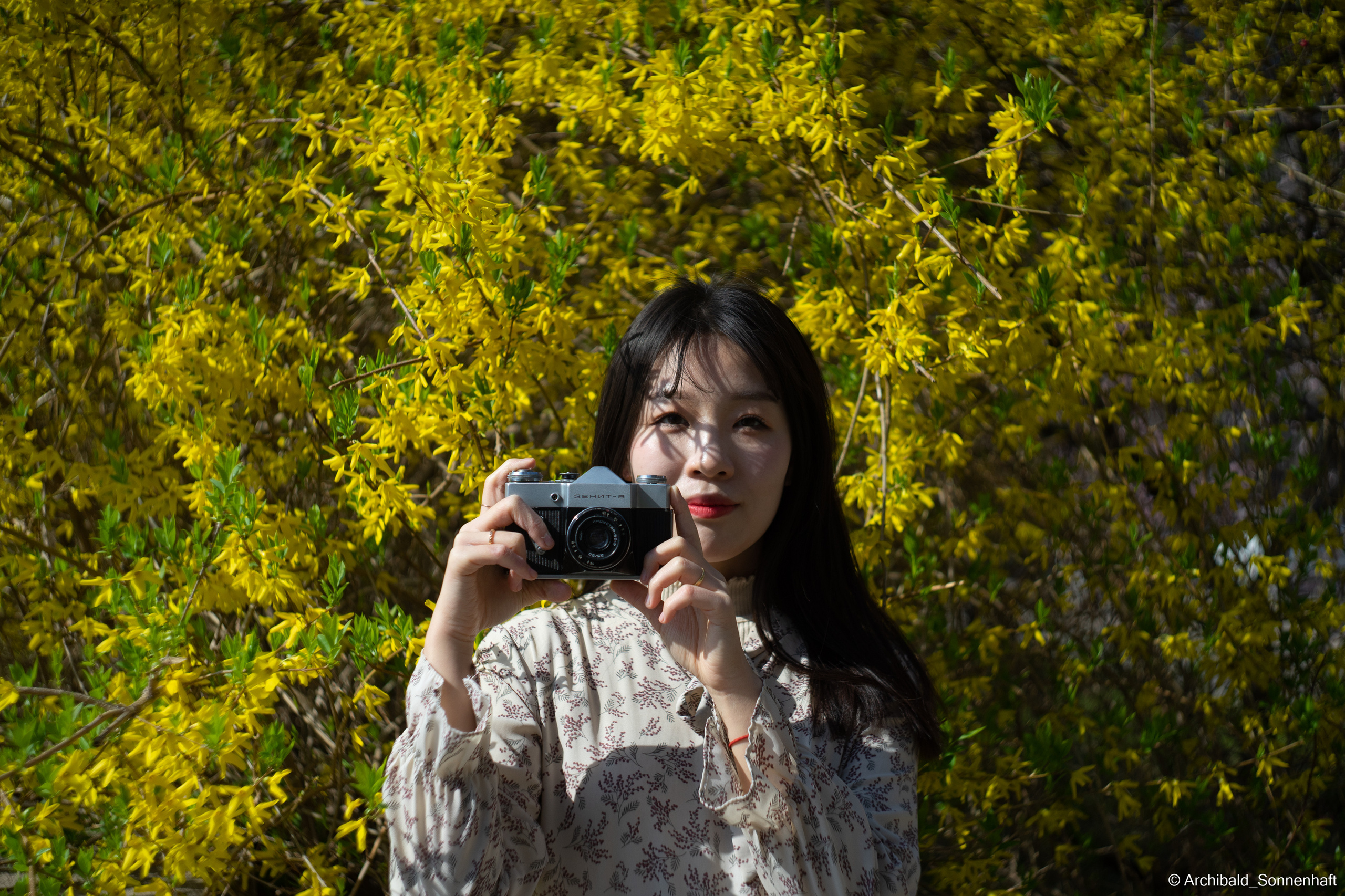 장유진 [jiang yu jin] — Korean student of the School of International Edu. Photographer in Guangzhou, China. Archibald Sonnenhaft