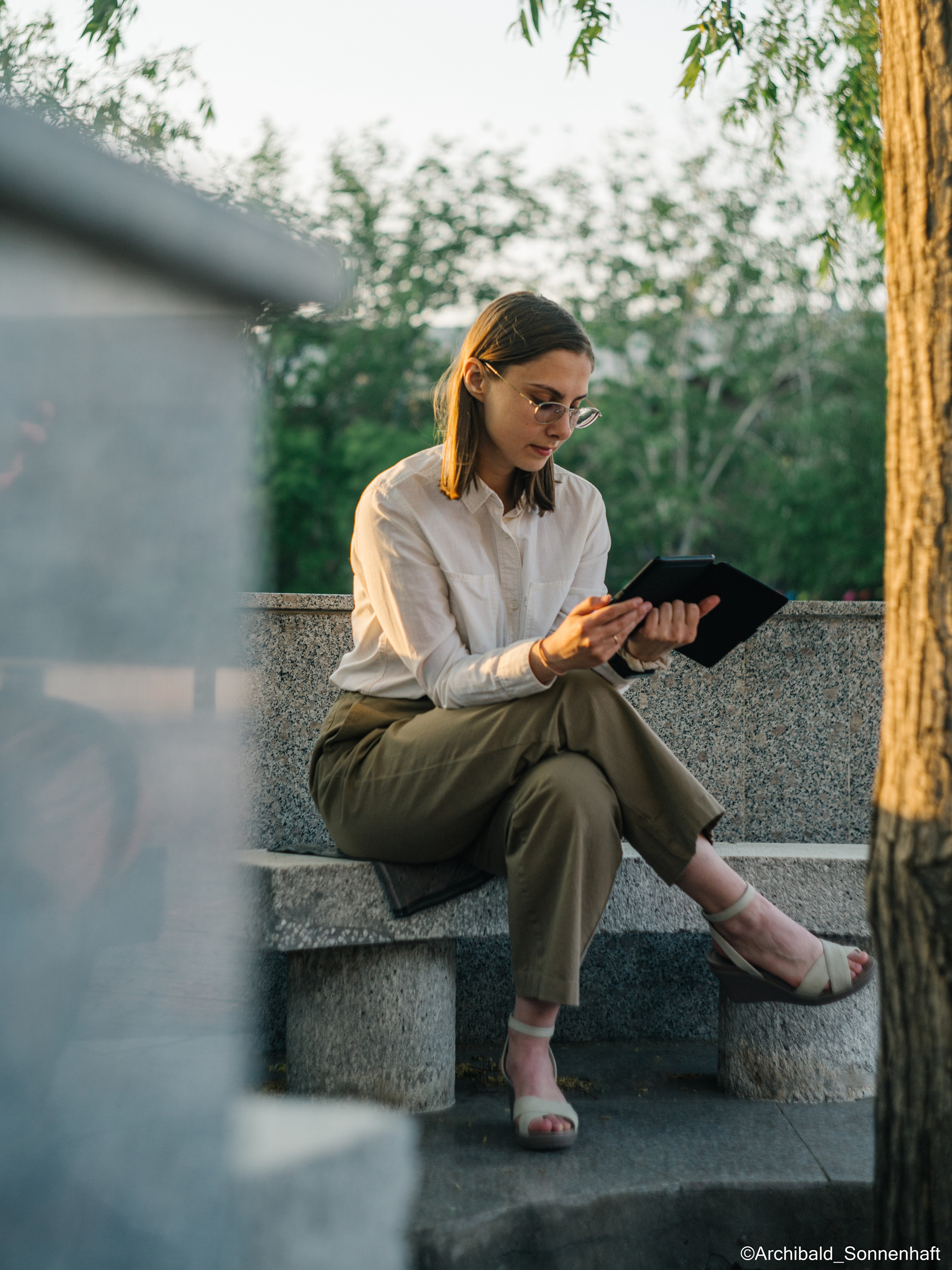 Alina Ermakova, 2022.05. Photographer in Guangzhou, China. Archibald Sonnenhaft