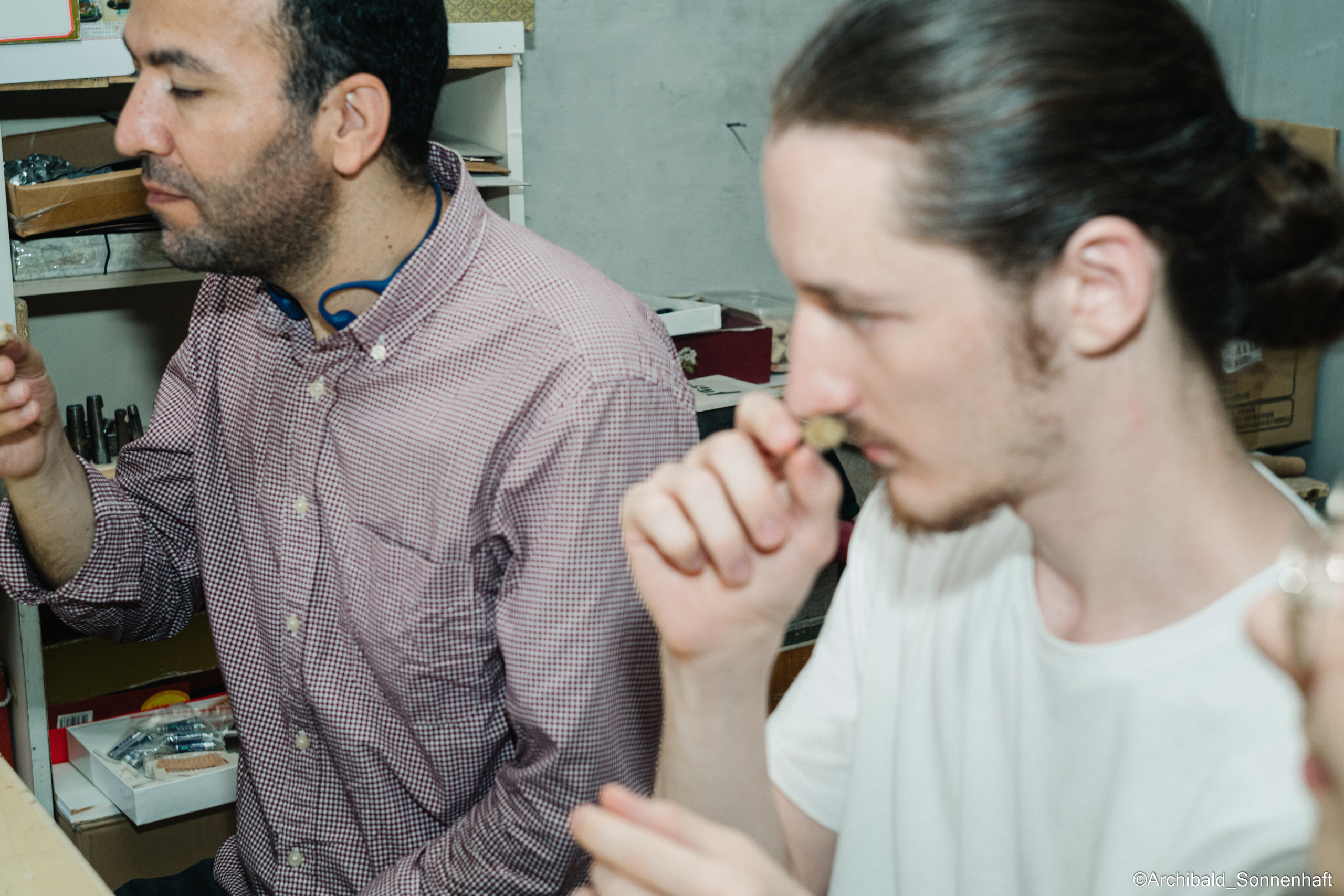 Tianjin specialty “hairy monkey”. Photographer in Guangzhou, China. Archibald Sonnenhaft