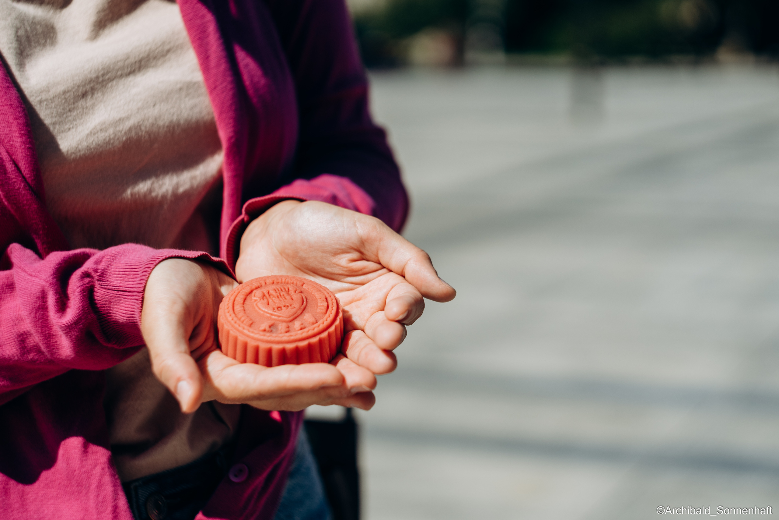 Not only delicacies! Have you ever ate this?. Photographer in Guangzhou, China. Archibald Sonnenhaft
