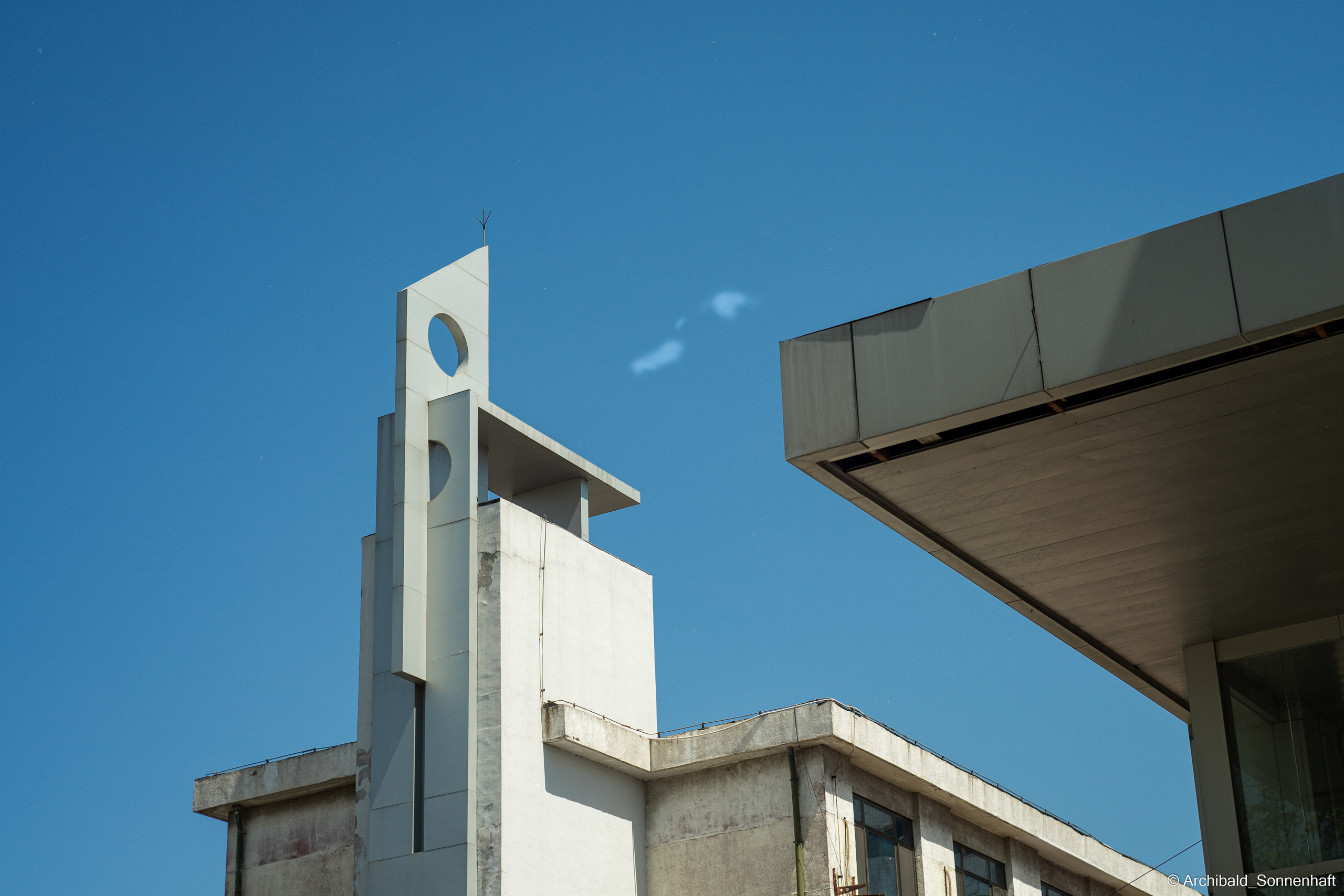 An unexpected walk around the university with my wife and argentine st. Photographer in Guangzhou, China. Archibald Sonnenhaft