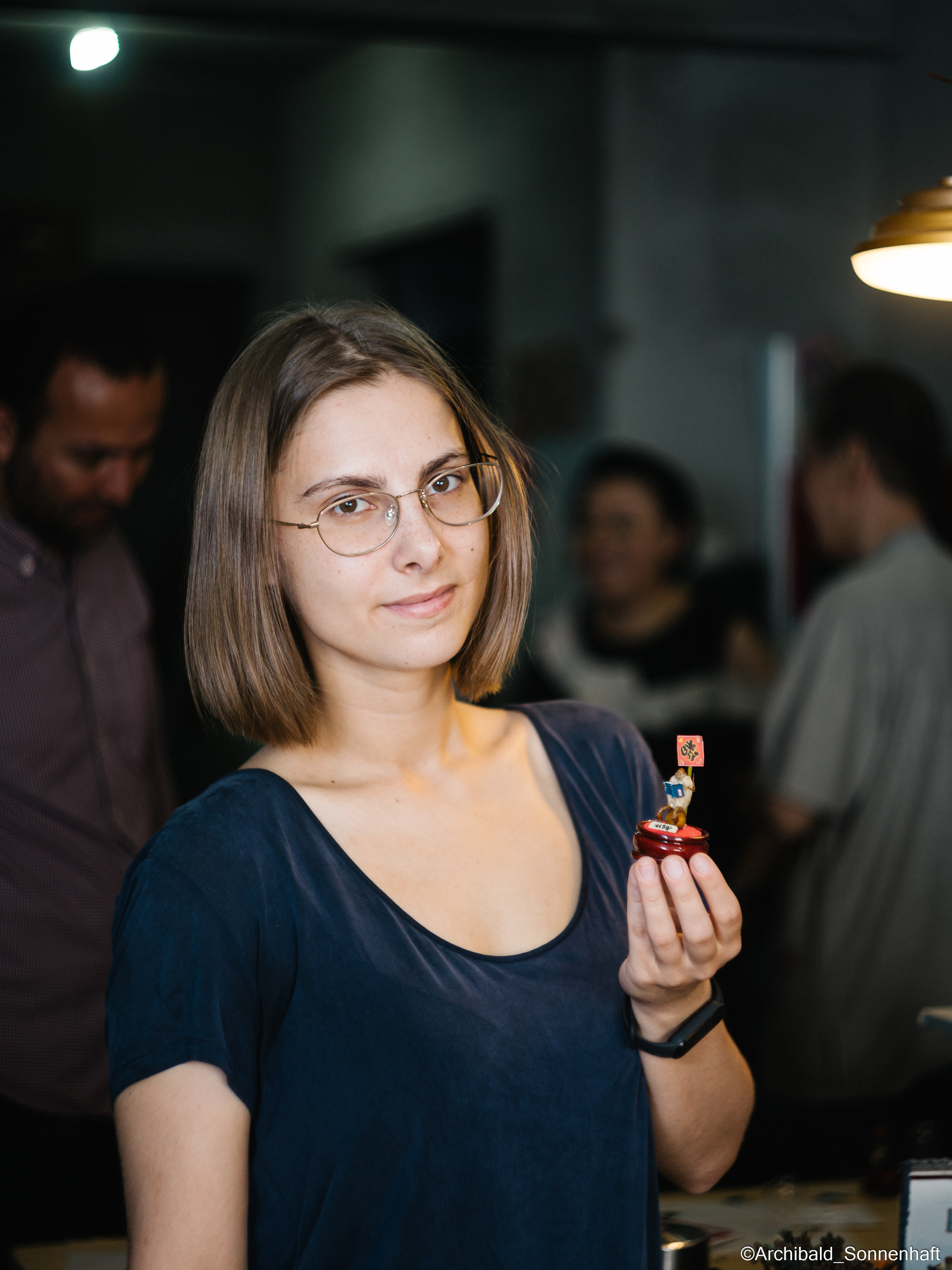 Tianjin specialty “hairy monkey”. Photographer in Guangzhou, China. Archibald Sonnenhaft