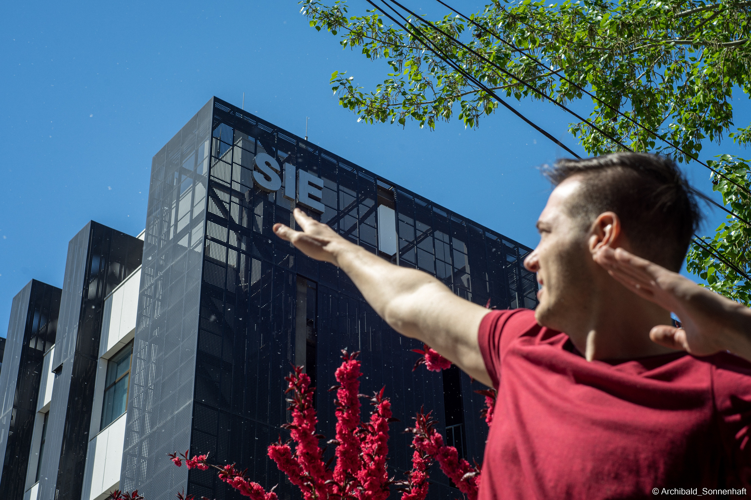 An unexpected walk around the university with my wife and argentine st. Photographer in Guangzhou, China. Archibald Sonnenhaft