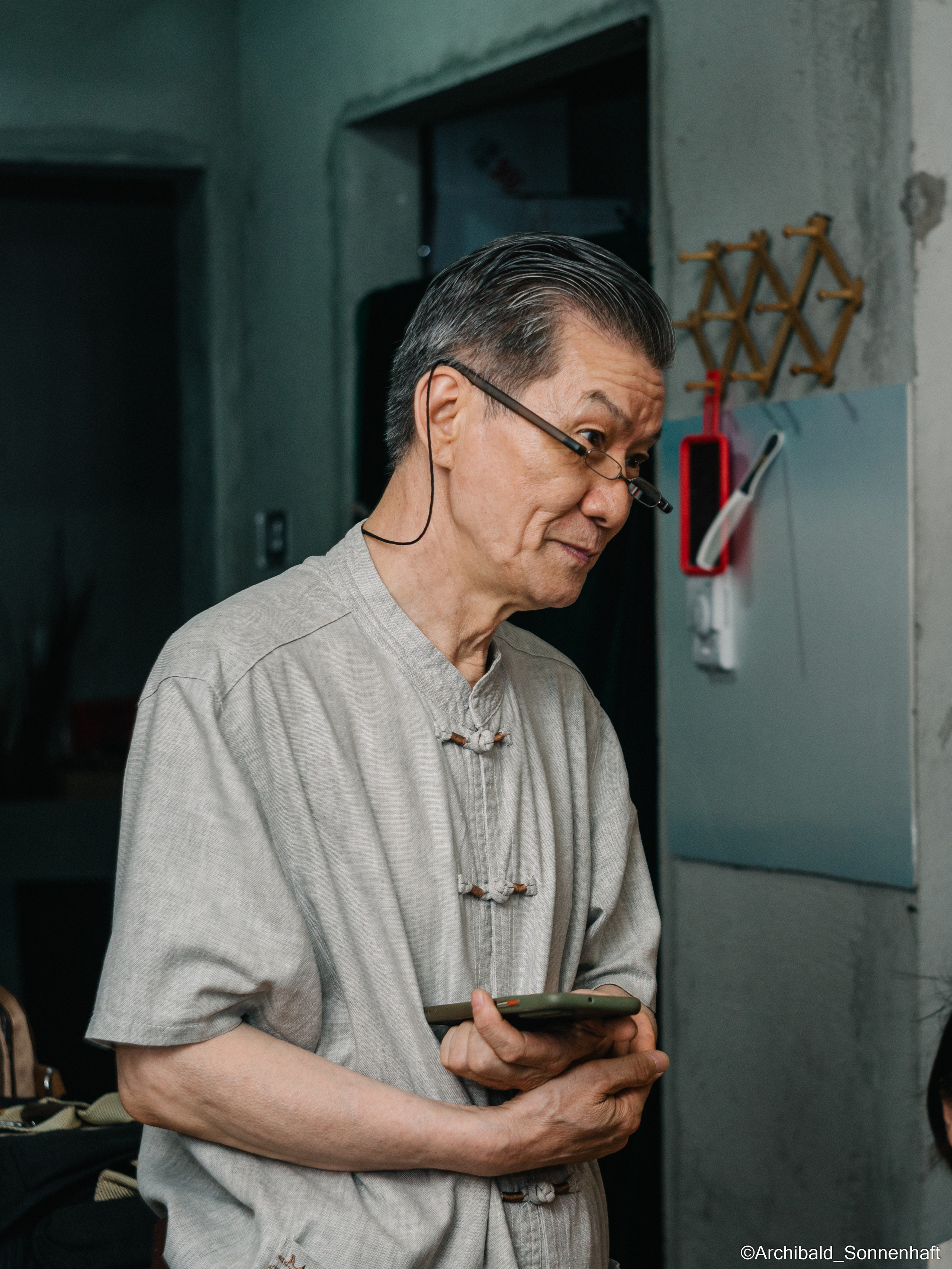 Tianjin specialty “hairy monkey”. Photographer in Guangzhou, China. Archibald Sonnenhaft