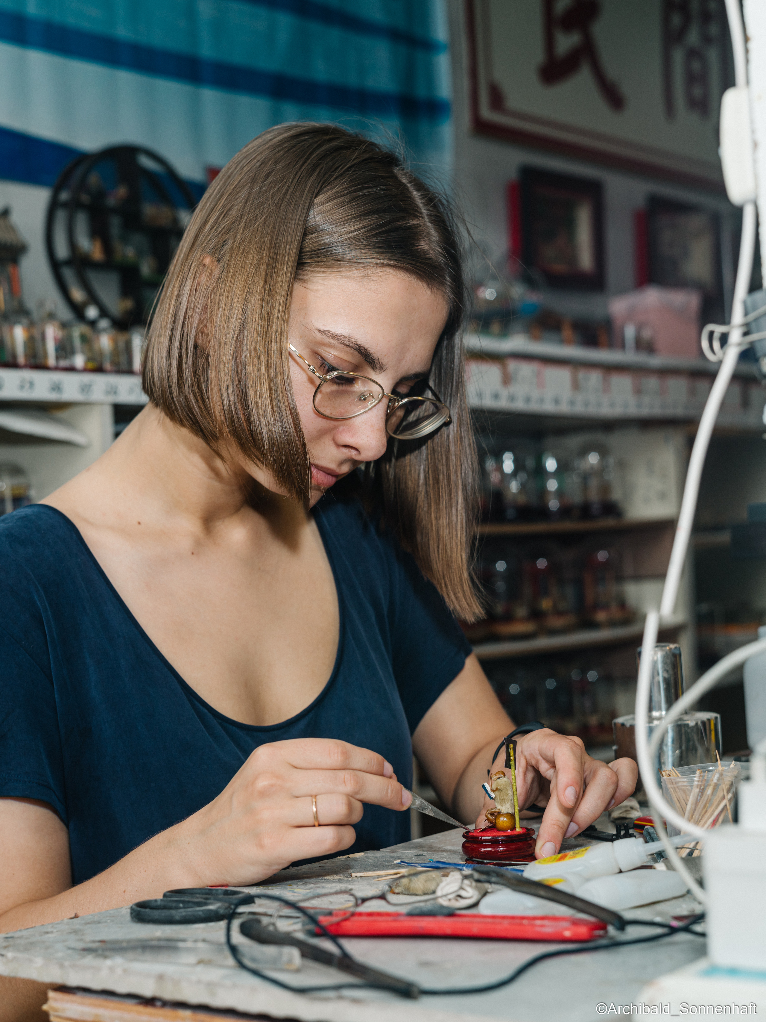 Tianjin specialty “hairy monkey”. Photographer in Guangzhou, China. Archibald Sonnenhaft