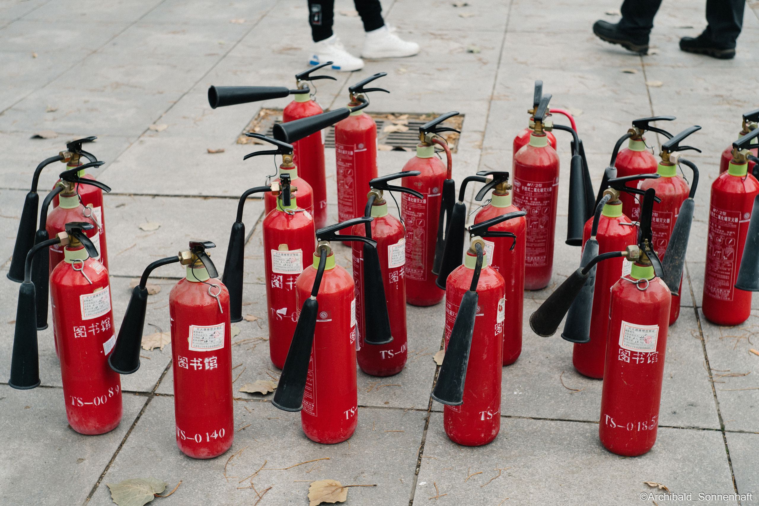 A dump filled with curious photos!. Photographer in Guangzhou, China. Archibald Sonnenhaft