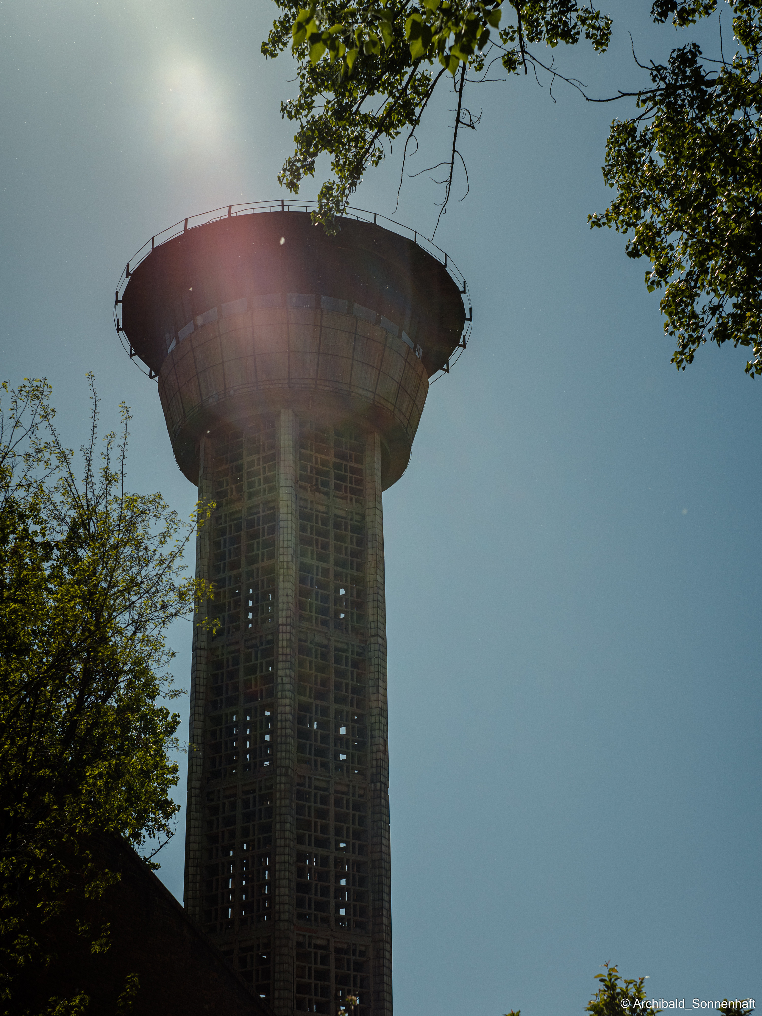 An unexpected walk around the university with my wife and argentine st. Photographer in Guangzhou, China. Archibald Sonnenhaft