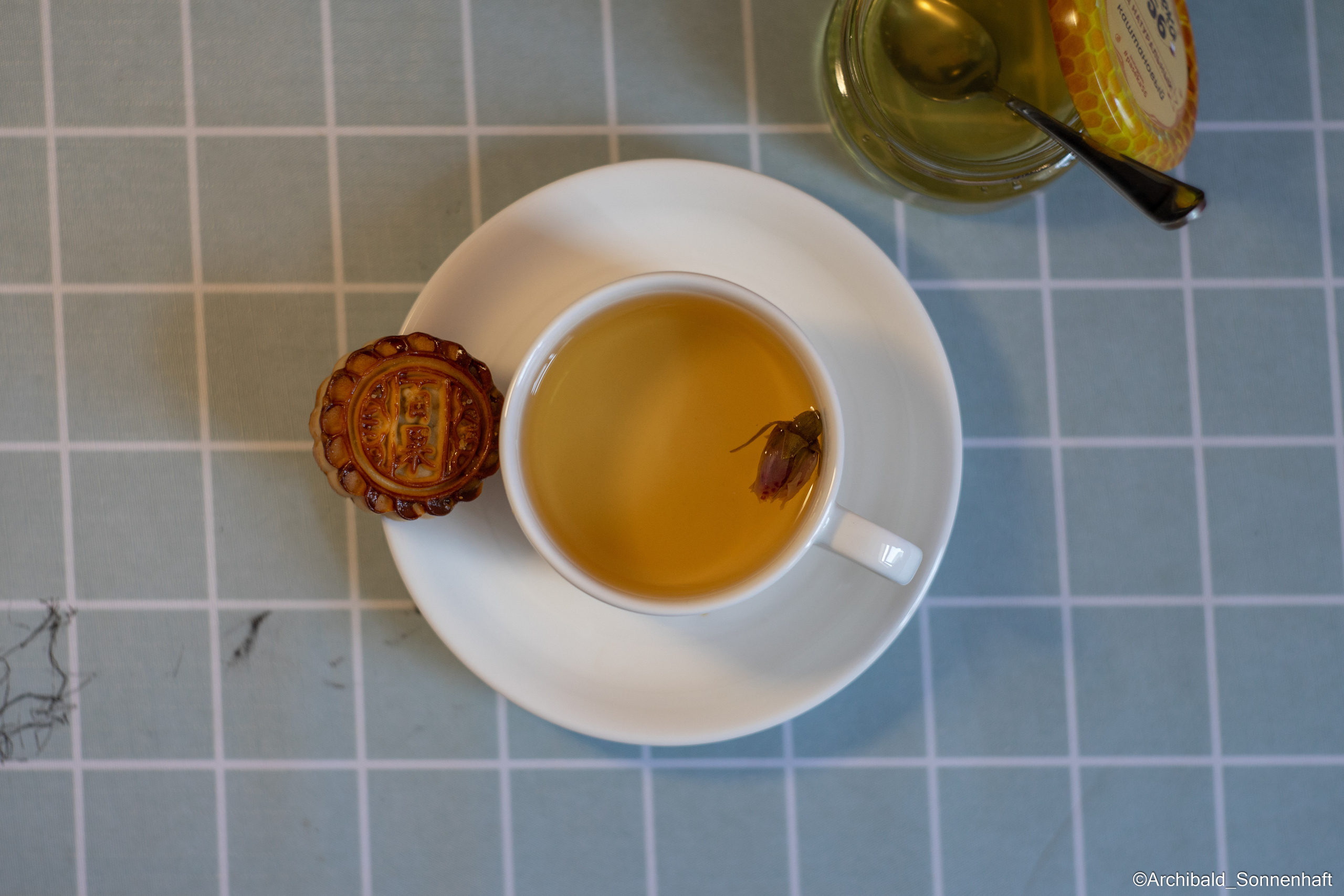 Not only delicacies! Have you ever ate this?. Photographer in Guangzhou, China. Archibald Sonnenhaft