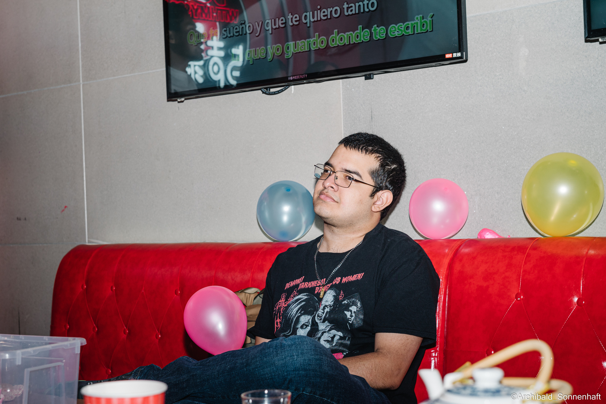 Goodbye Juan!. Photographer in Guangzhou, China. Archibald Sonnenhaft