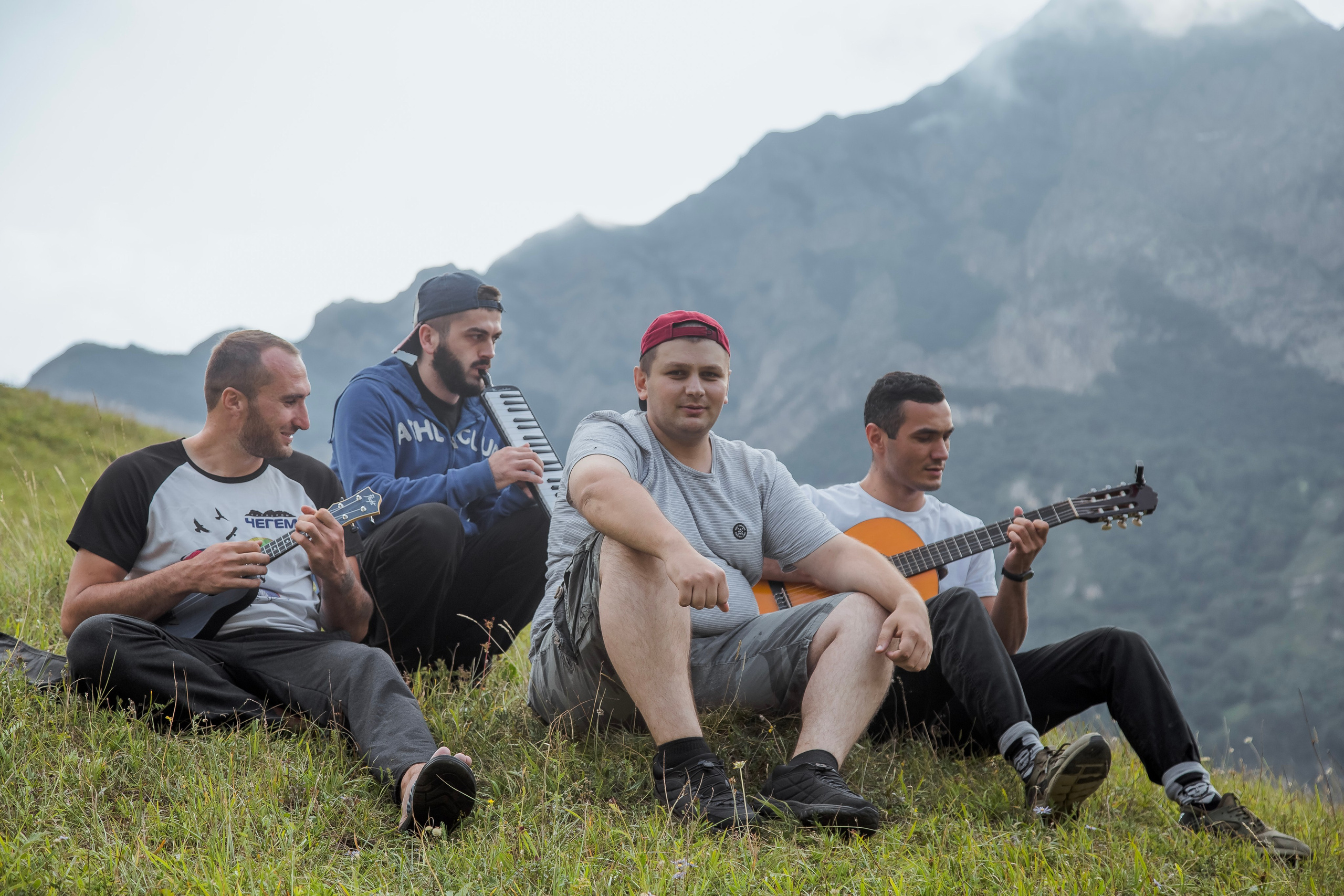 Кемпинг «Увидимся следующим летом». GIGI TOUR