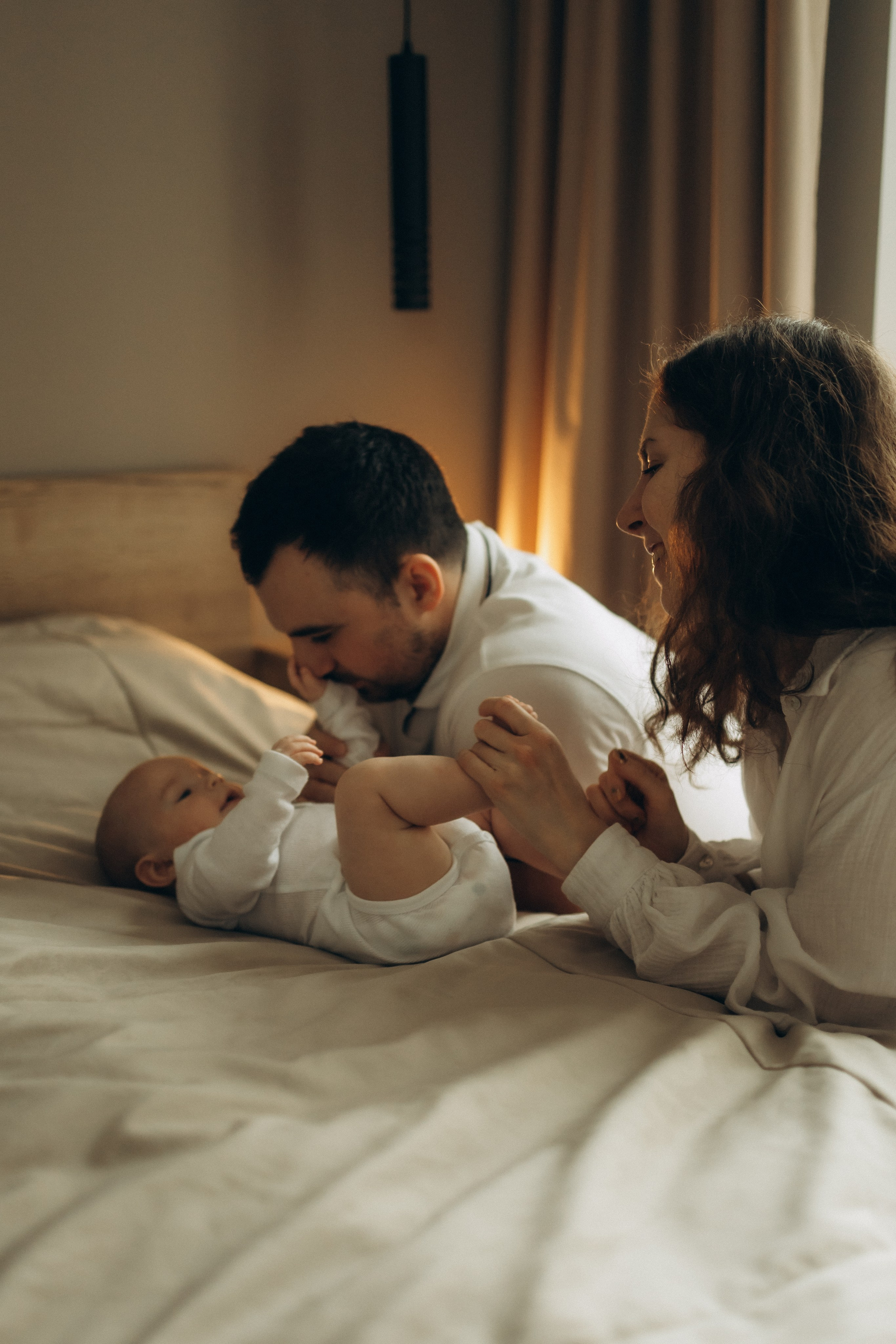 Наташа, Сережа и малыш Левушка. Семейный, домашний, ньюборн фотограф Москва Цветкова Елизавета