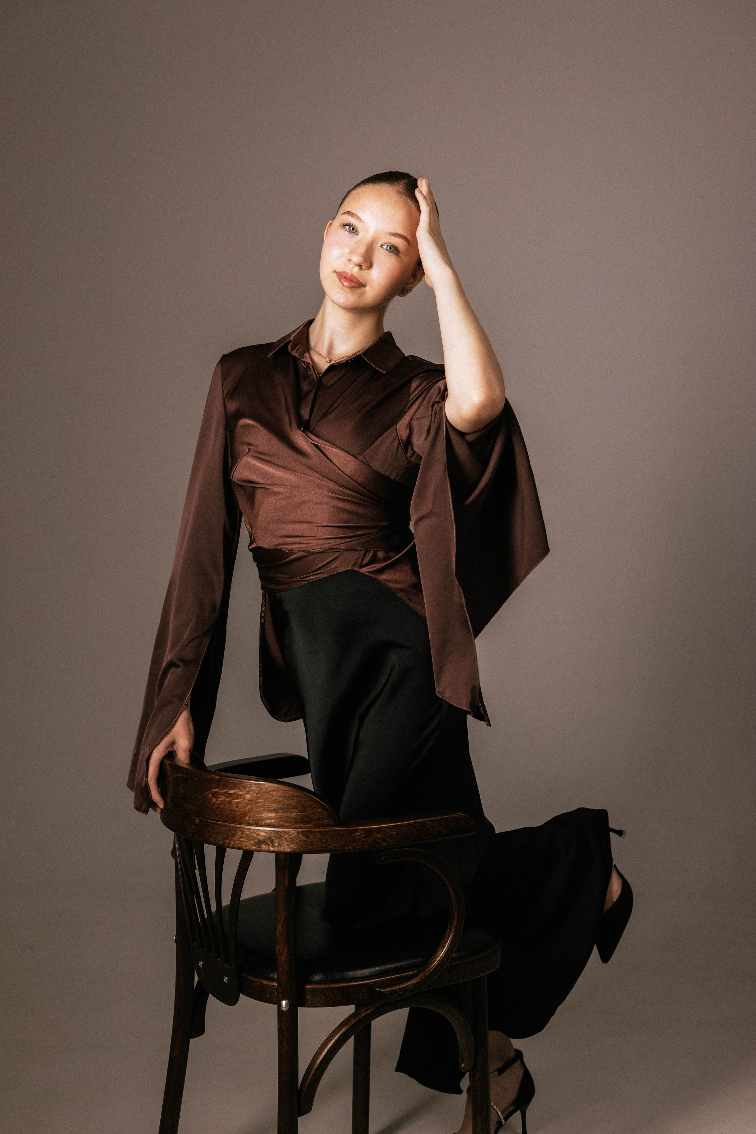 Портретная фотосессия в Алматы — индивидуальный портрет в студии. Фотограф Алматы