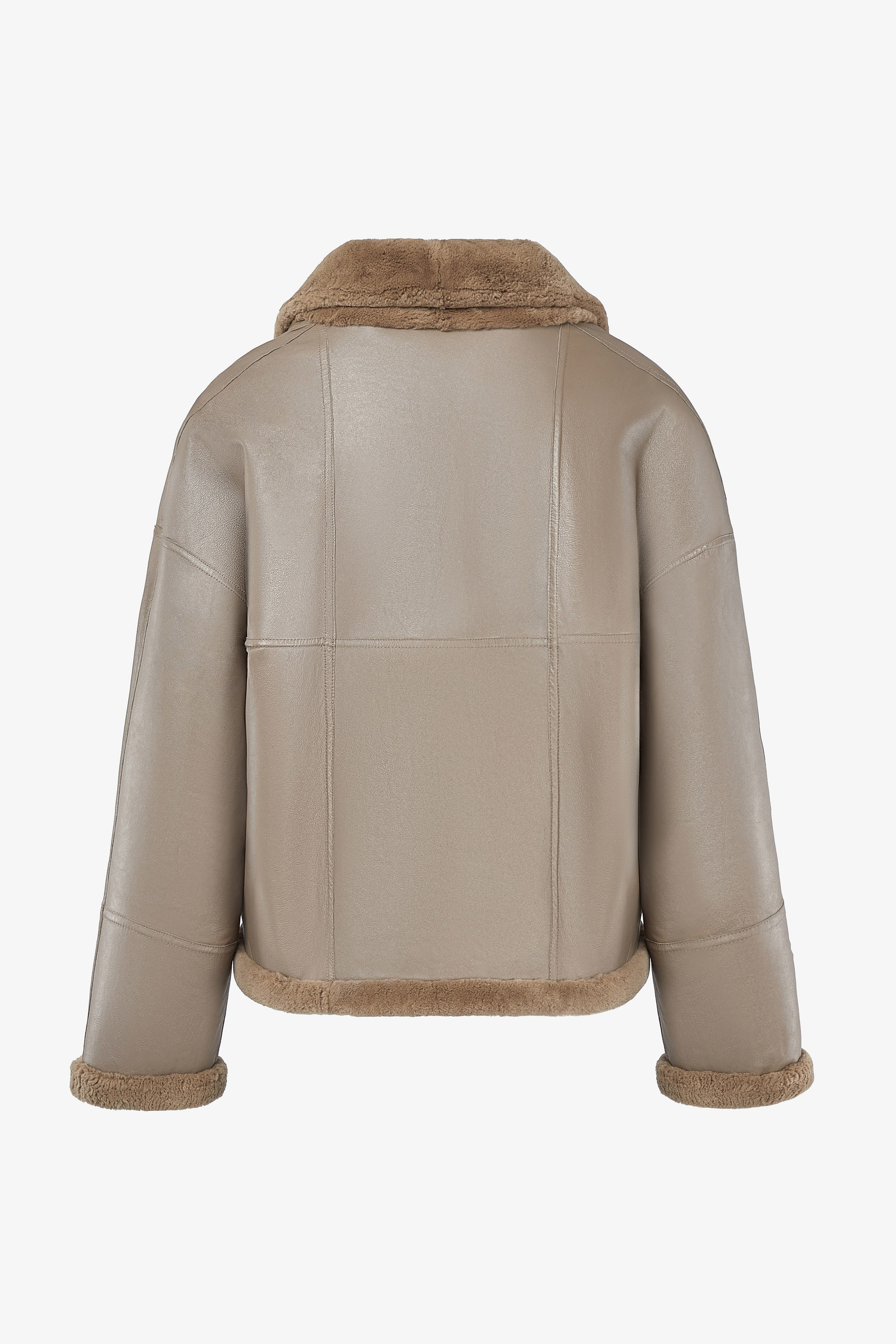 Ретушь фотографий курток и пуховиков | Студия SVITHART