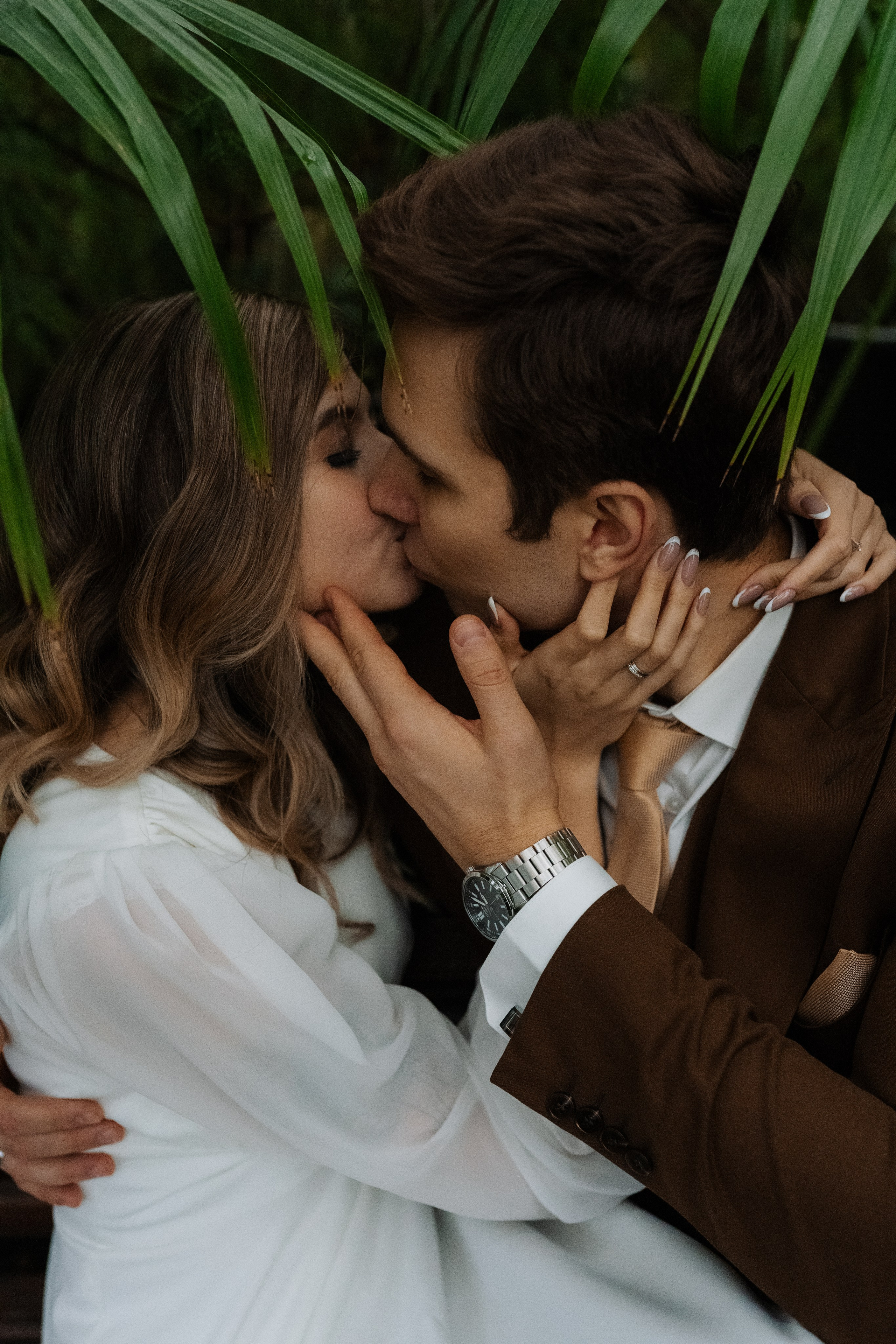 Свадебная фотосессия в оранжерее, Москва. Свадебный фотограф в Москве Анна Полушина