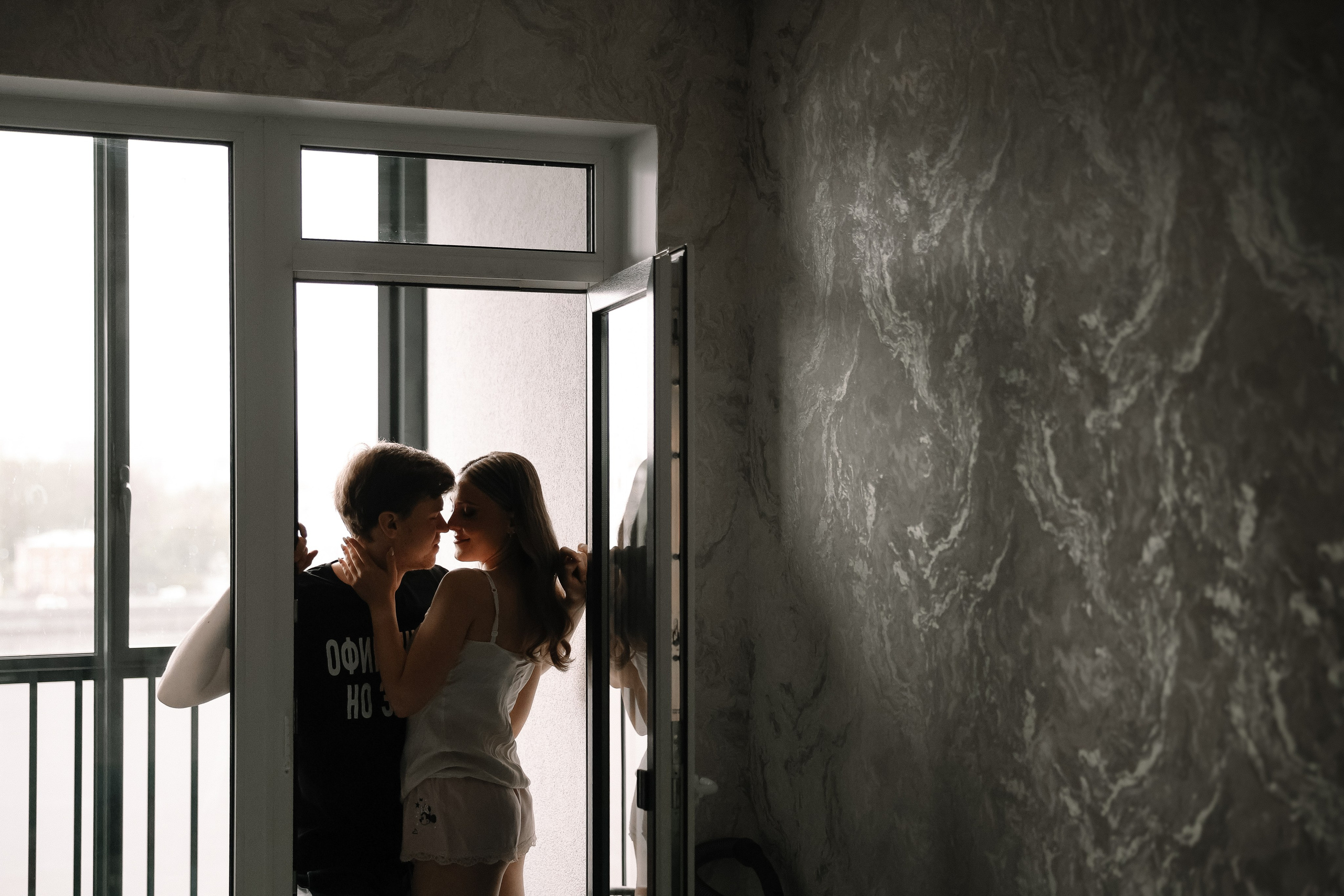 С танцами и поцелуями. Свадебный и семейный Фотограф Денис Кошель
