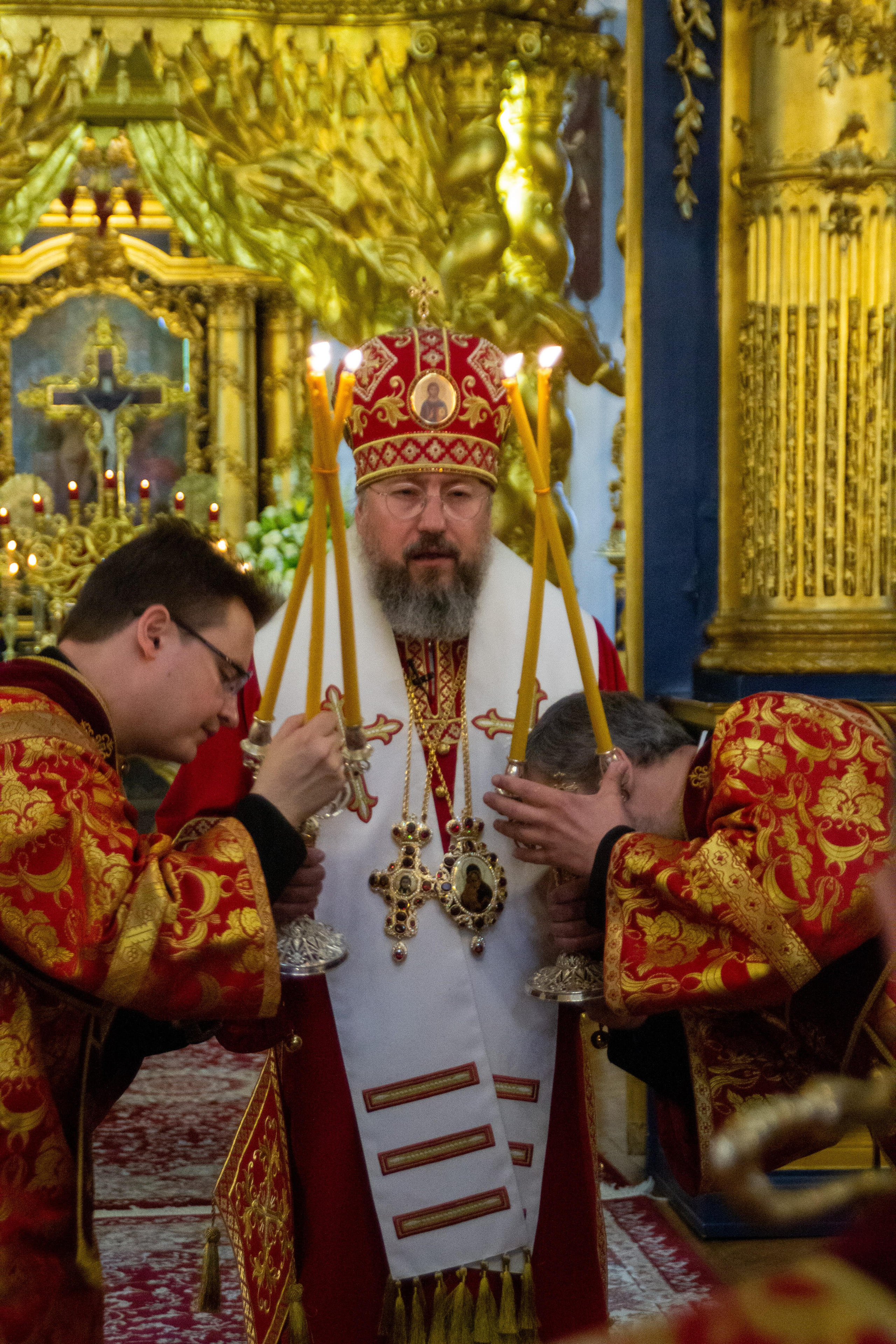 ПЕРЕНЕСЕНИЕ МОЩЕЙ СВЯТИТЕЛЯ НИКОЛАЯ ЧУДОТВОРЦА ИЗ МИР ЛИКИЙСКИХ В БАР. НИКОЛО-БОГОЯВЛЕНСКИЙ МОРСКОЙ СОБОР