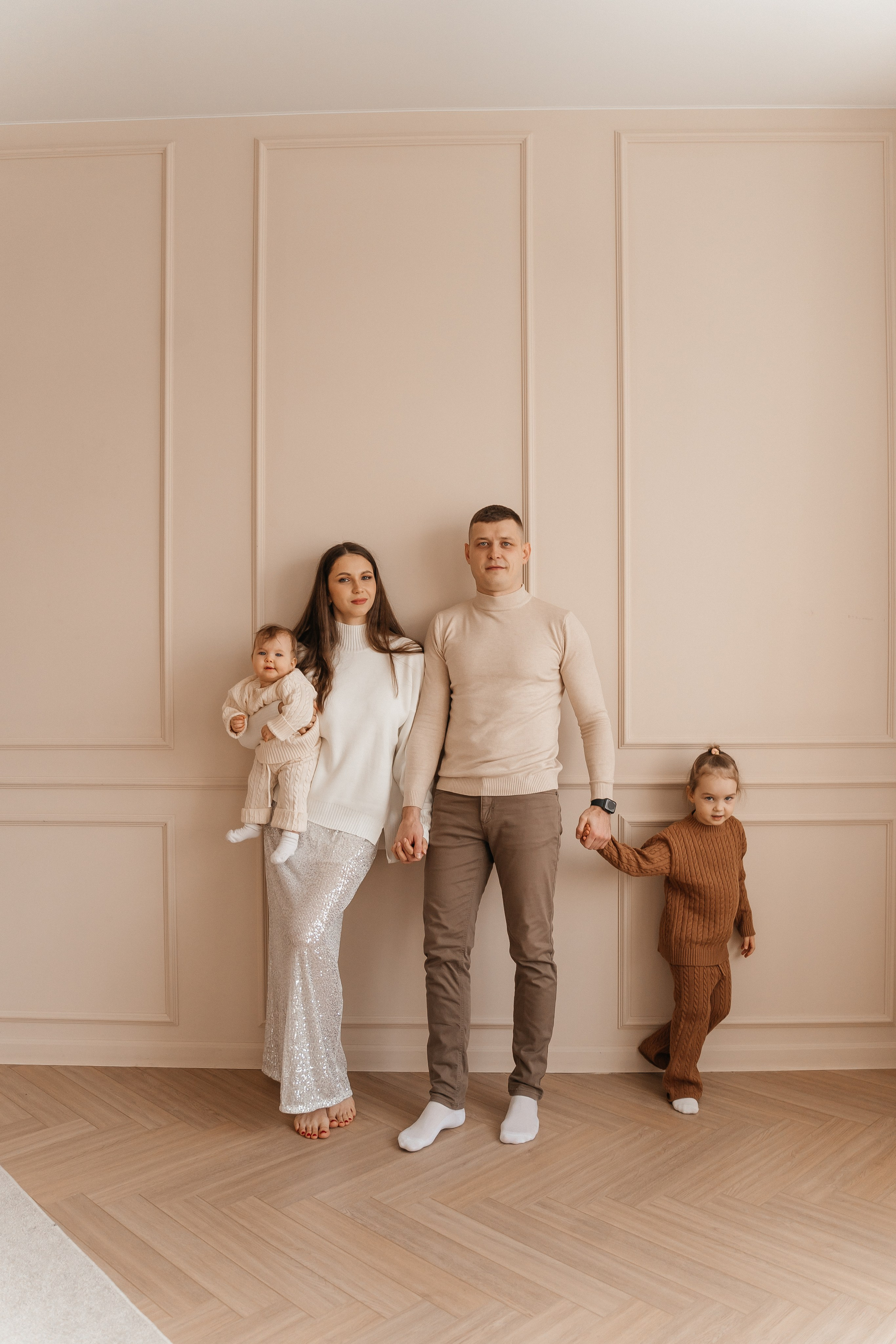 Сережа, Юля, Василиса и Дарина. Волик Мария