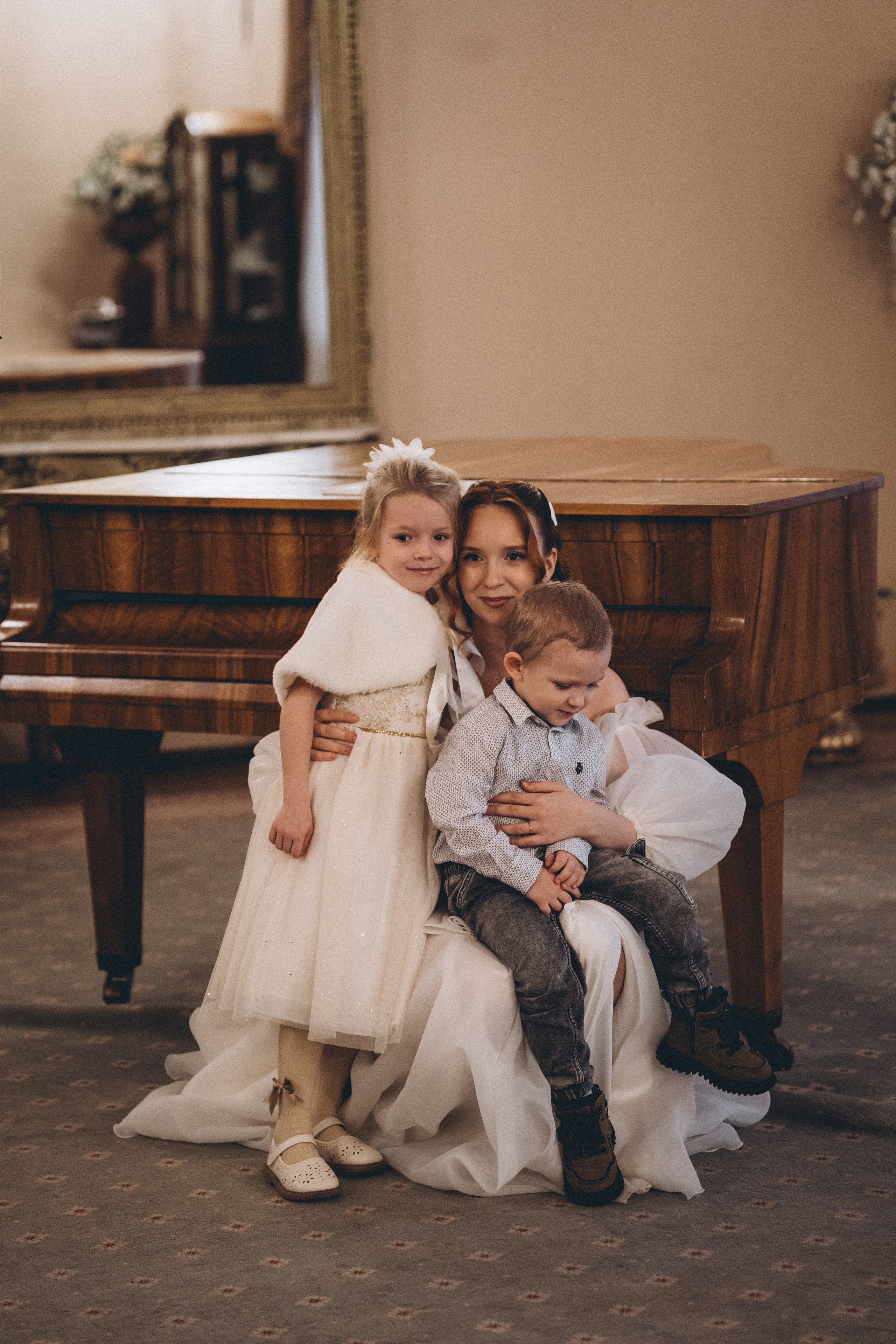 СВАДЕБНАЯ СЬЕМКА ВО ВТОРОМ ДВОРЦЕ С ГОСТЯМИ И ПРОГУЛКА В ТАВРИЧЕСКОМ САДУ. Профессиональный фотограф, Санкт-Петербург — Виктория Богомолова