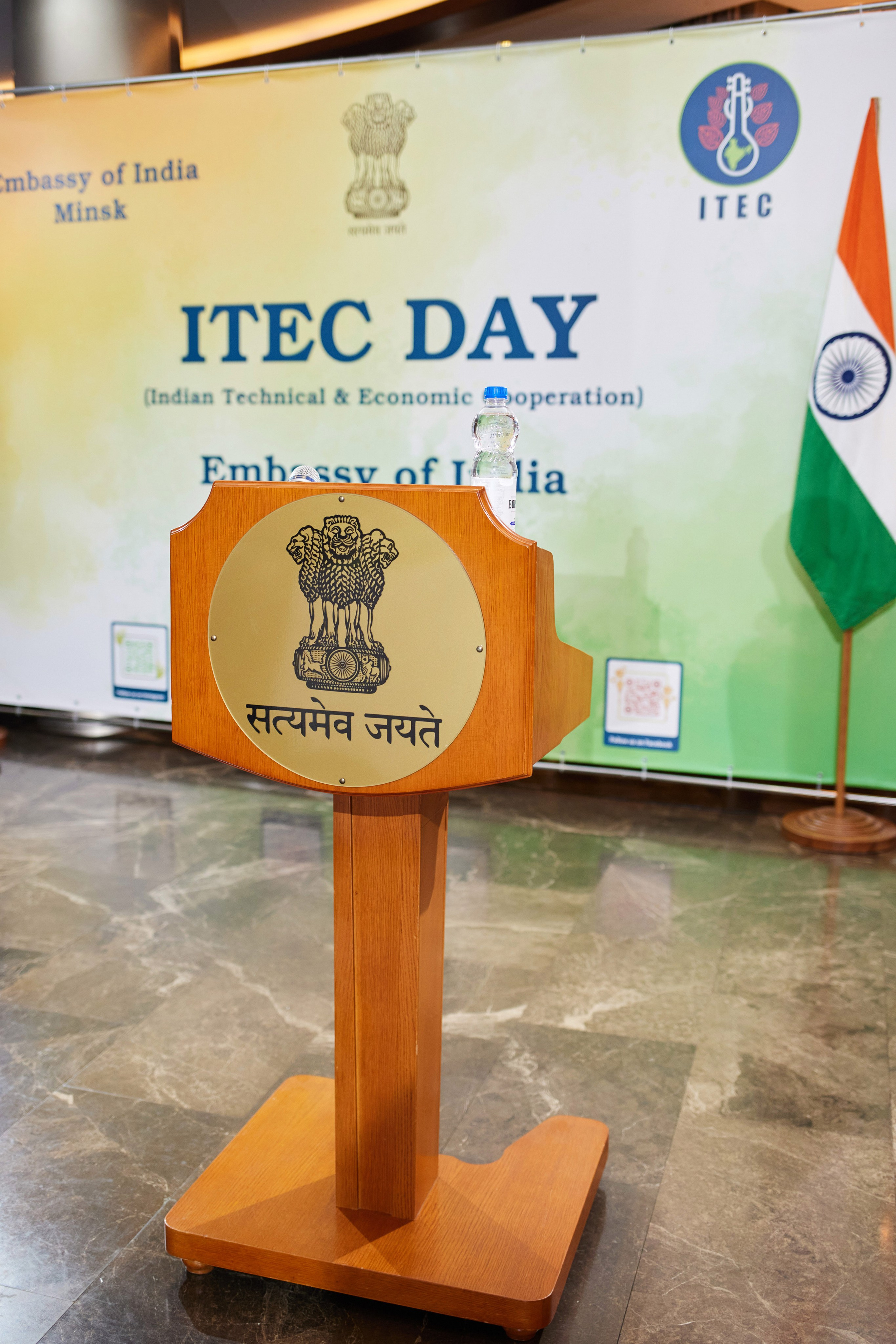 Посольство Индии. Свадебная, репортажная фотосъемка и видеосъемка в Минске. Илья и Юлия Ширмановы. Фотограф | Видеограф | Минск