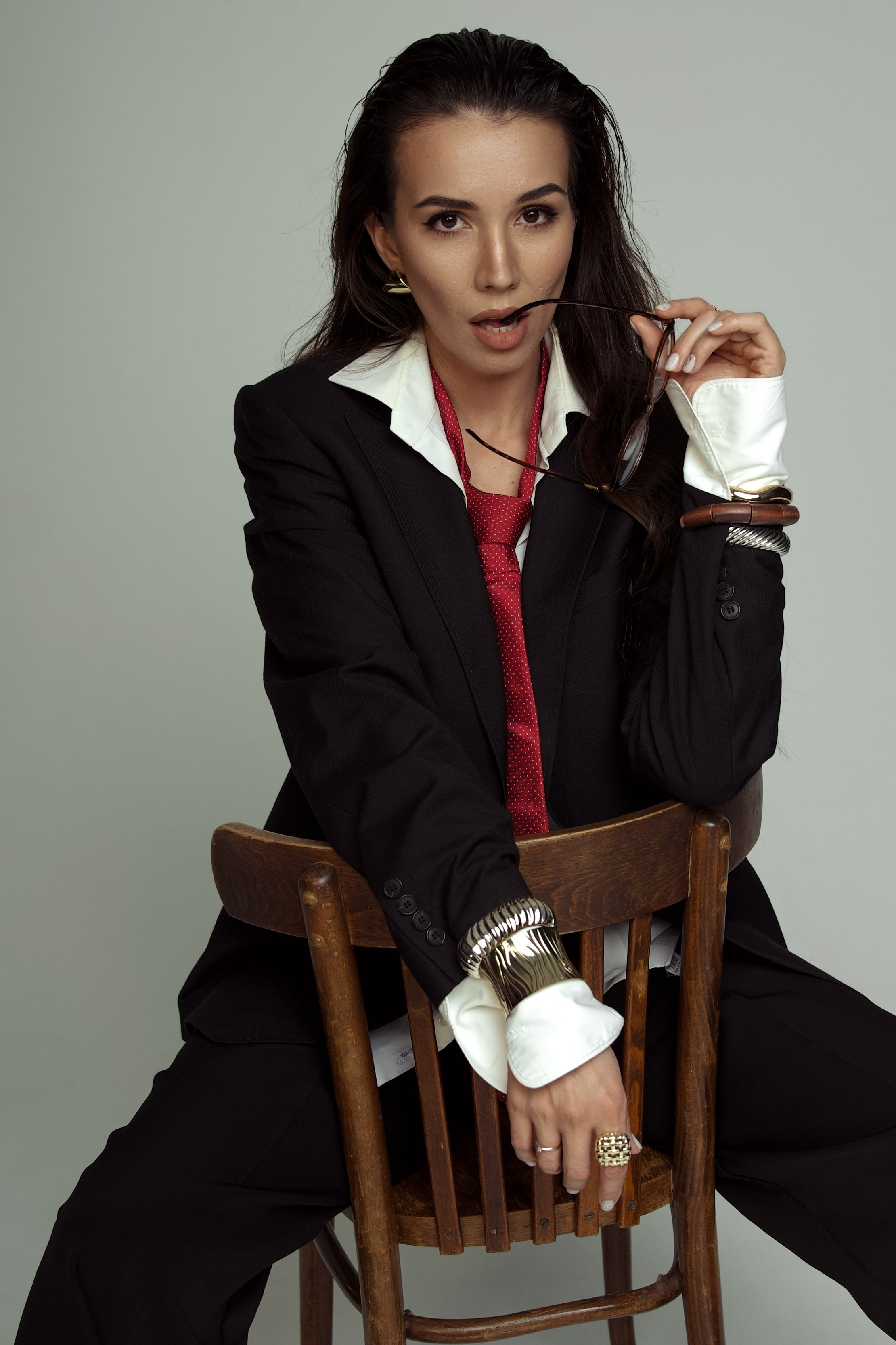 Студийная фотосессия Вилены в Симферополе. Бизнес-портрет в Крыму — Алие Кадырова | Фото для личного бренда
