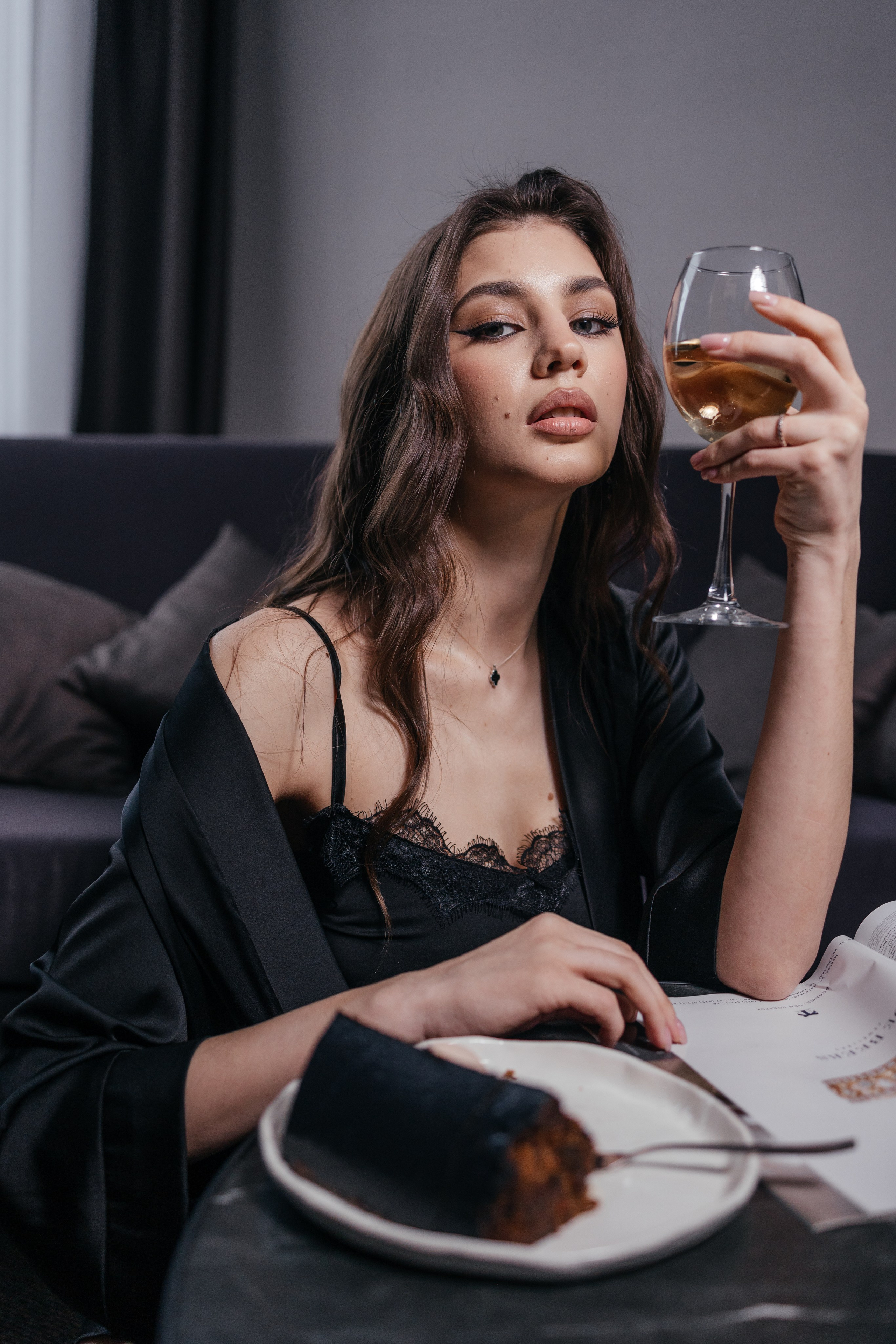 Черное платье. Фотограф Крохин Олег