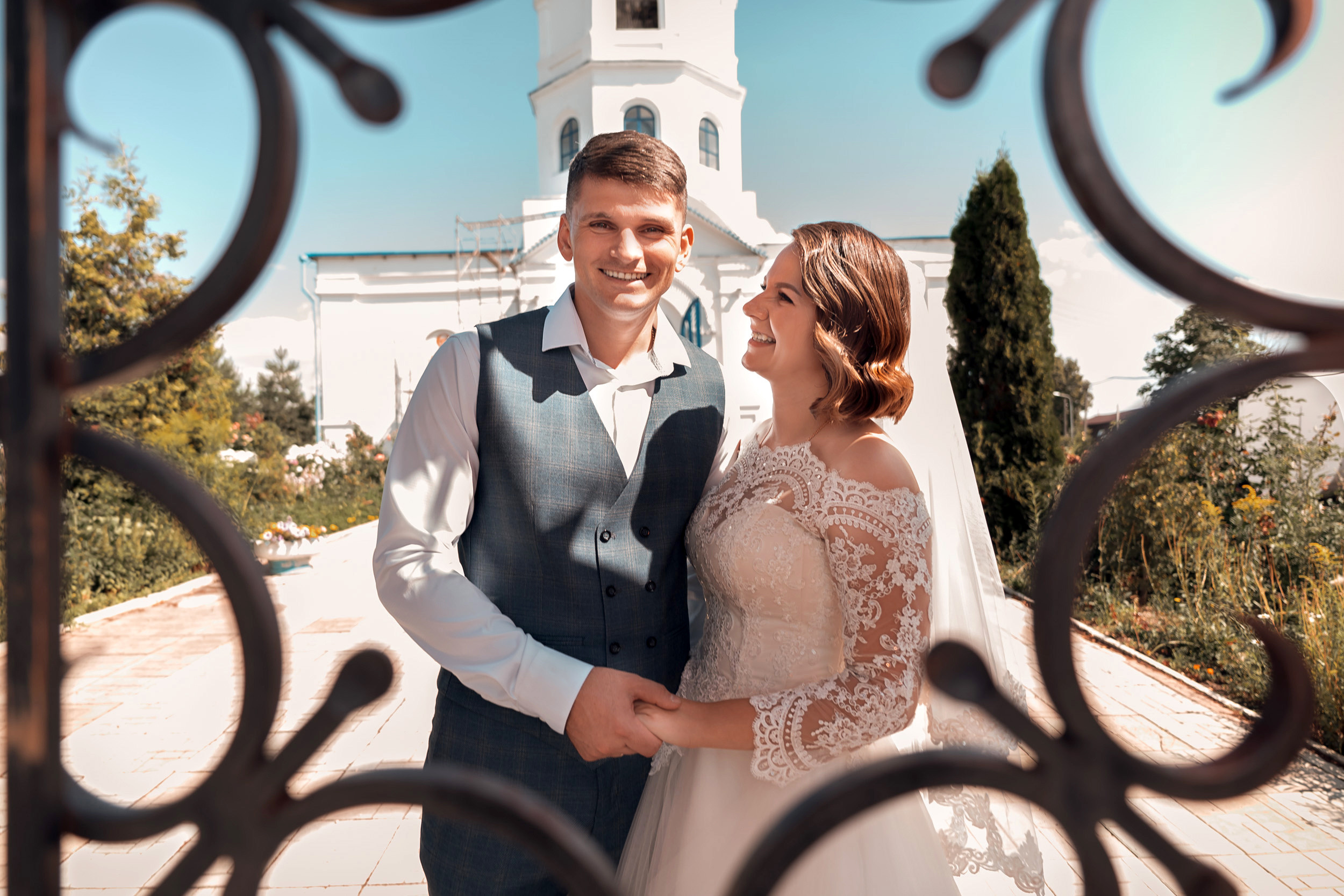 Венчание в Покровском храме с. Новопокровское. Церковный фотограф Севастополь