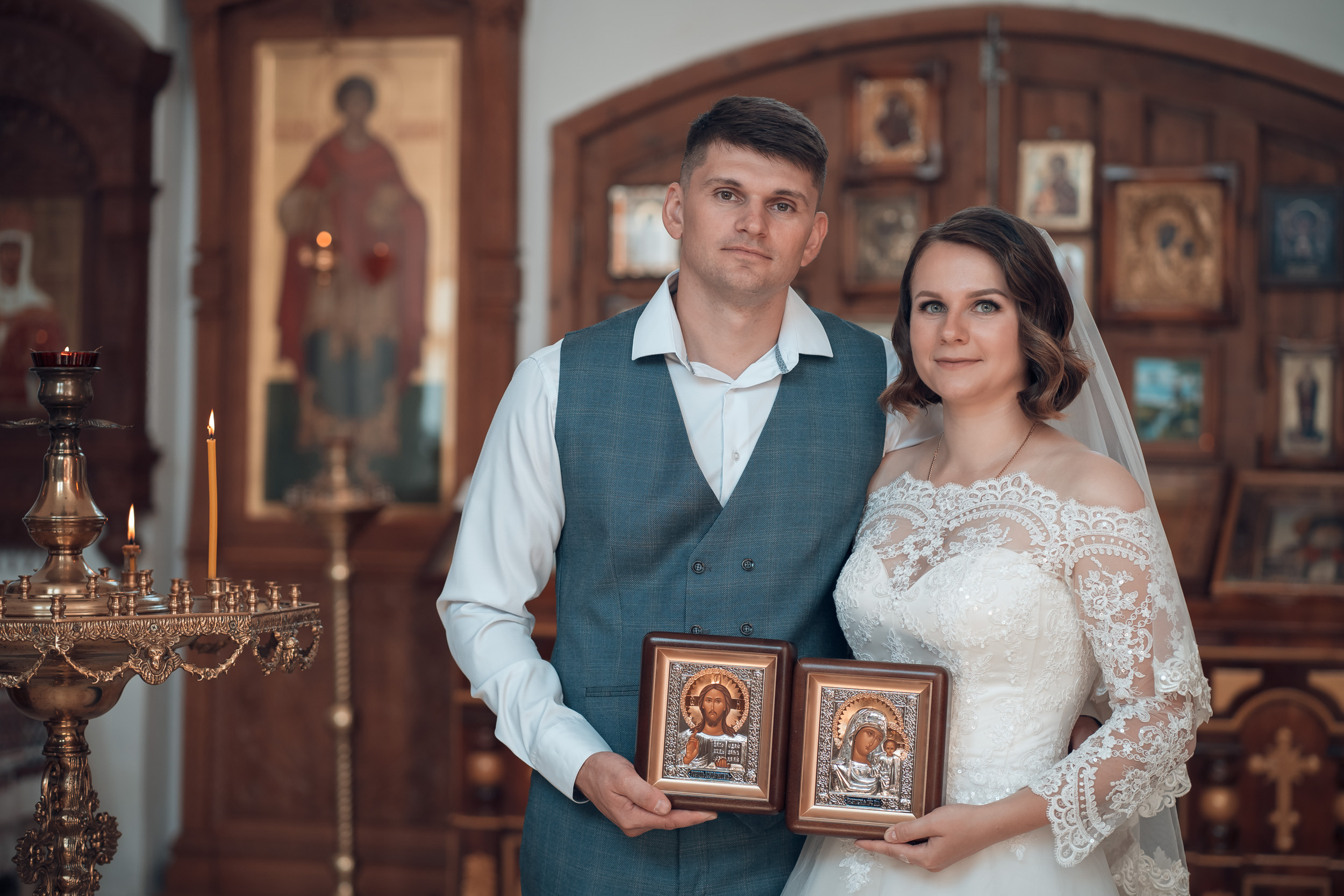 Венчание в Покровском храме с. Новопокровское. Церковный фотограф Севастополь