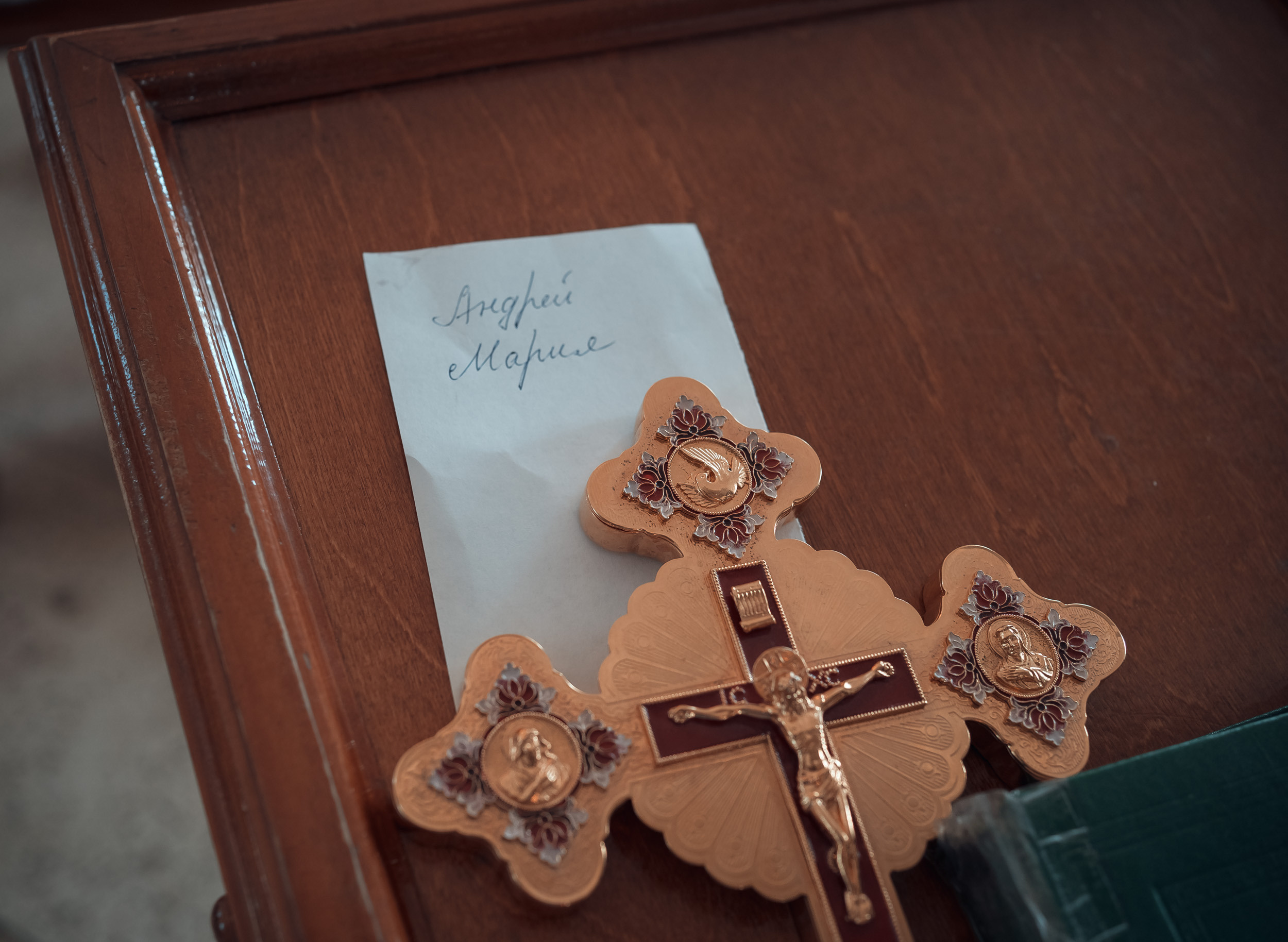 Венчание в Покровском храме с. Новопокровское. Церковный фотограф Севастополь