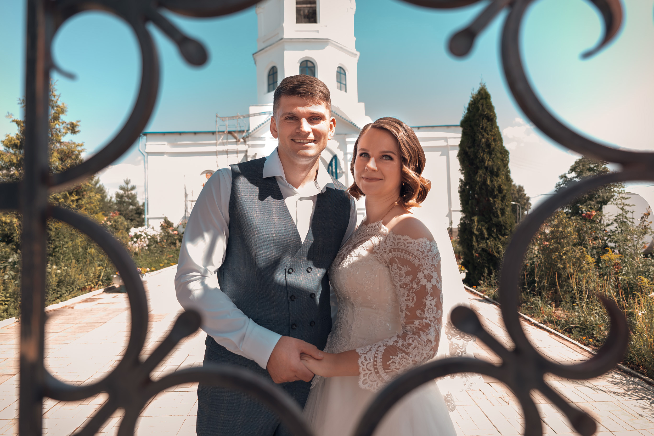 Венчание в Покровском храме с. Новопокровское. Церковный фотограф Севастополь