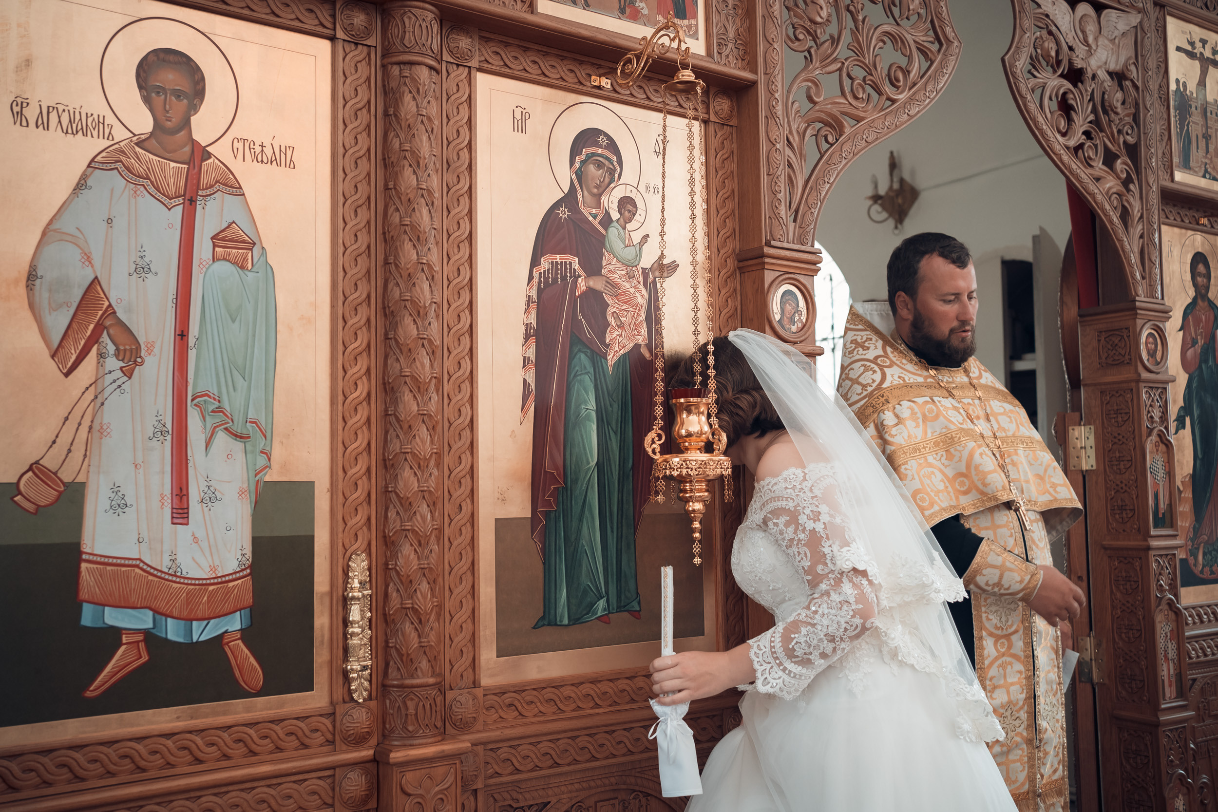 Венчание в Покровском храме с. Новопокровское. Церковный фотограф Севастополь