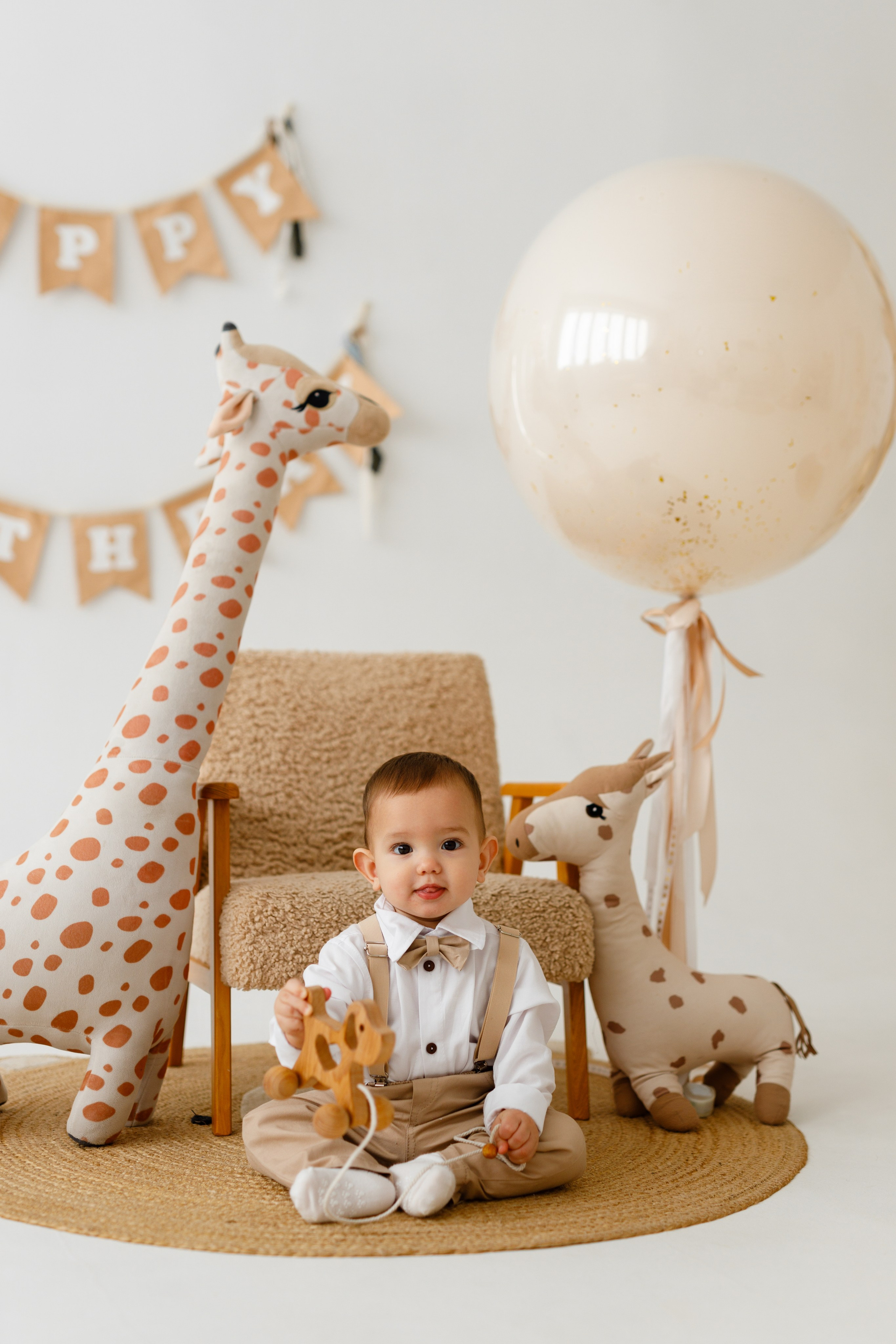 1 годик Джамилю. Семейный и детский фотограф в Краснодаре Элона Литвинова