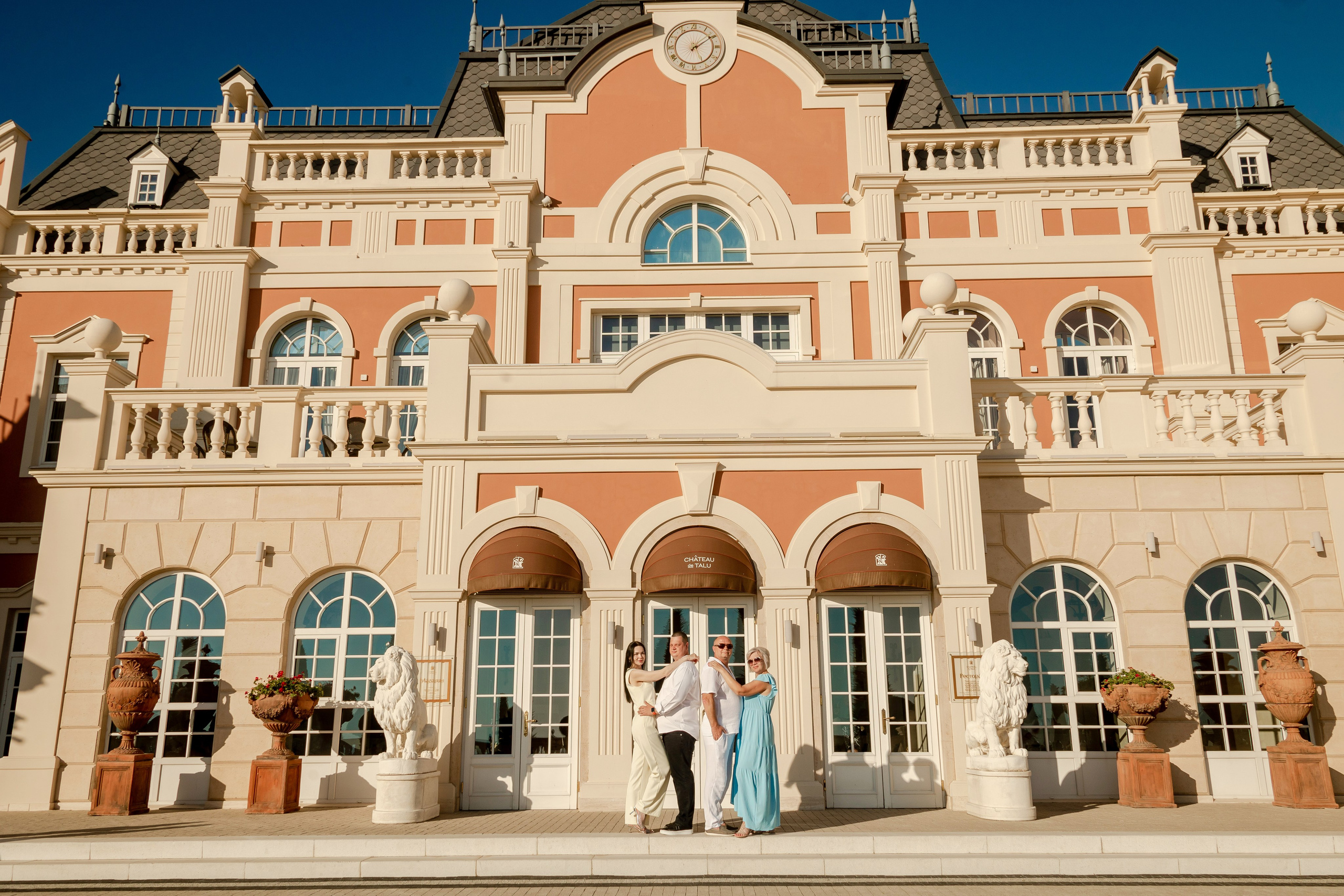 Милана, Александр, Оксана и Эдуард. Фотограф в Геленджике, Архипо-Осиповке, Абрау-Дюрсо, Кринице Виктория