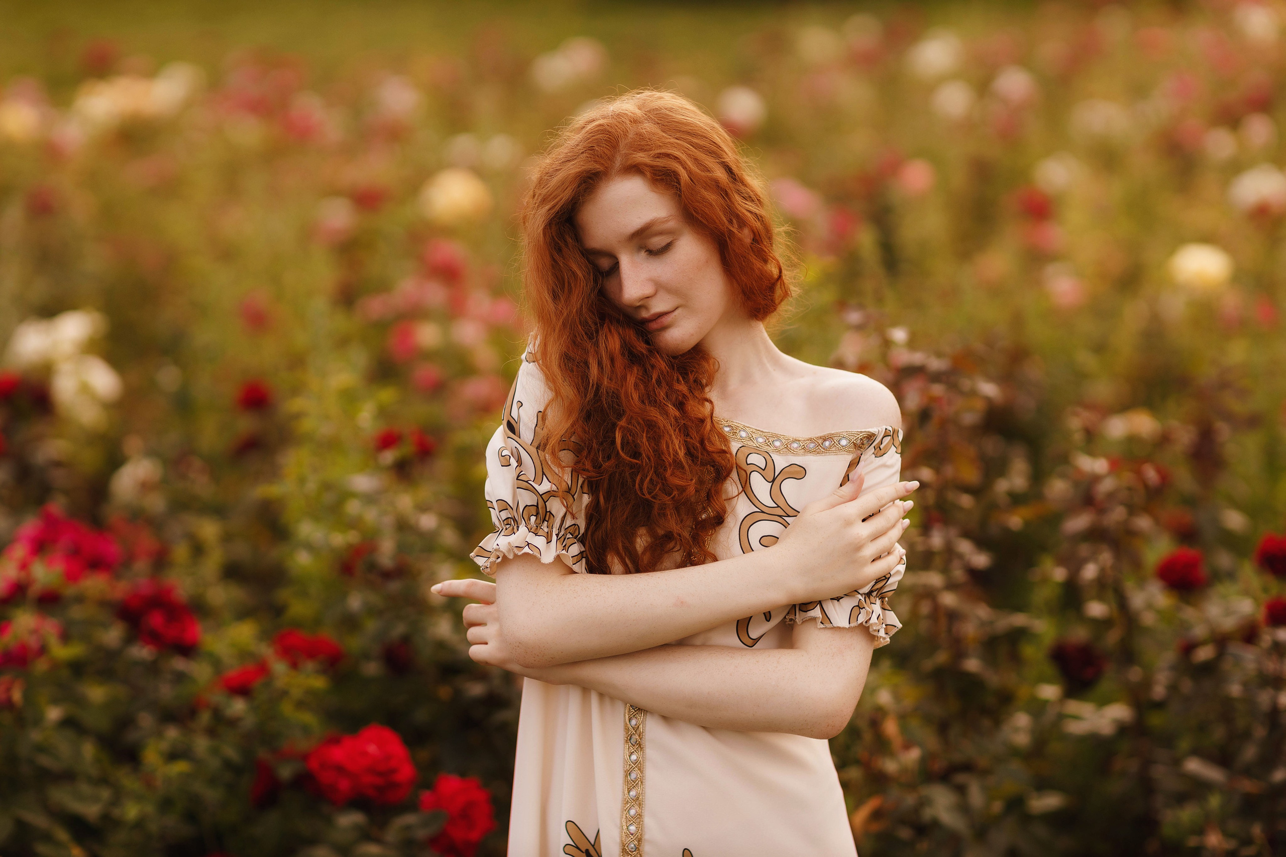 Фотосессия на заливе с Татой в платье от Ирины Павловой. Портретный и репортажный фотограф в Чебоксарах Андриян Чаркин