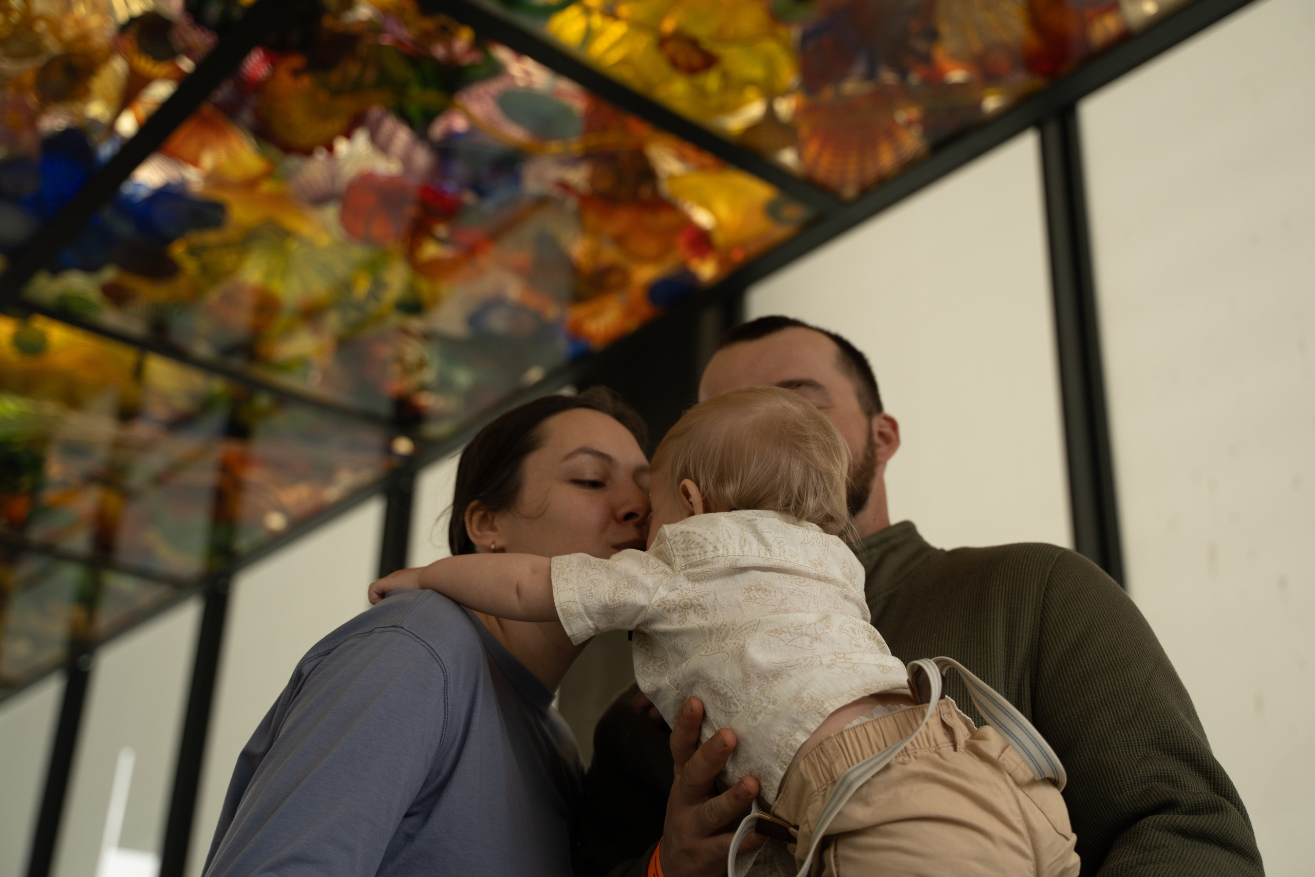 Took root. Wedding & engagement photographer in Seattle, WA. Tania Maureira