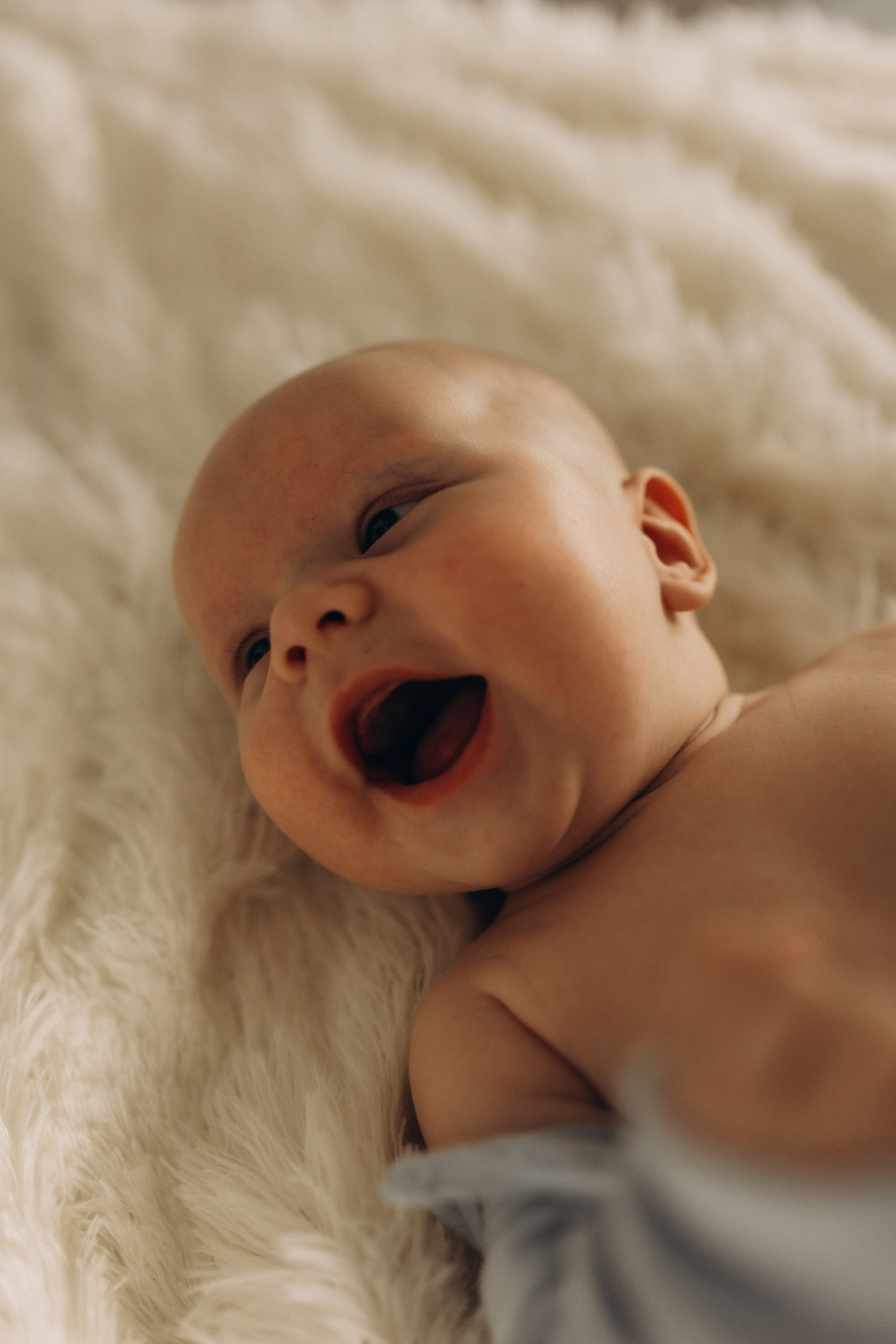 Александр Сергеевич с мамой и бабушкой 🤍. Фотограф Артем Бросов в Санкт-Петербурге и Дубае