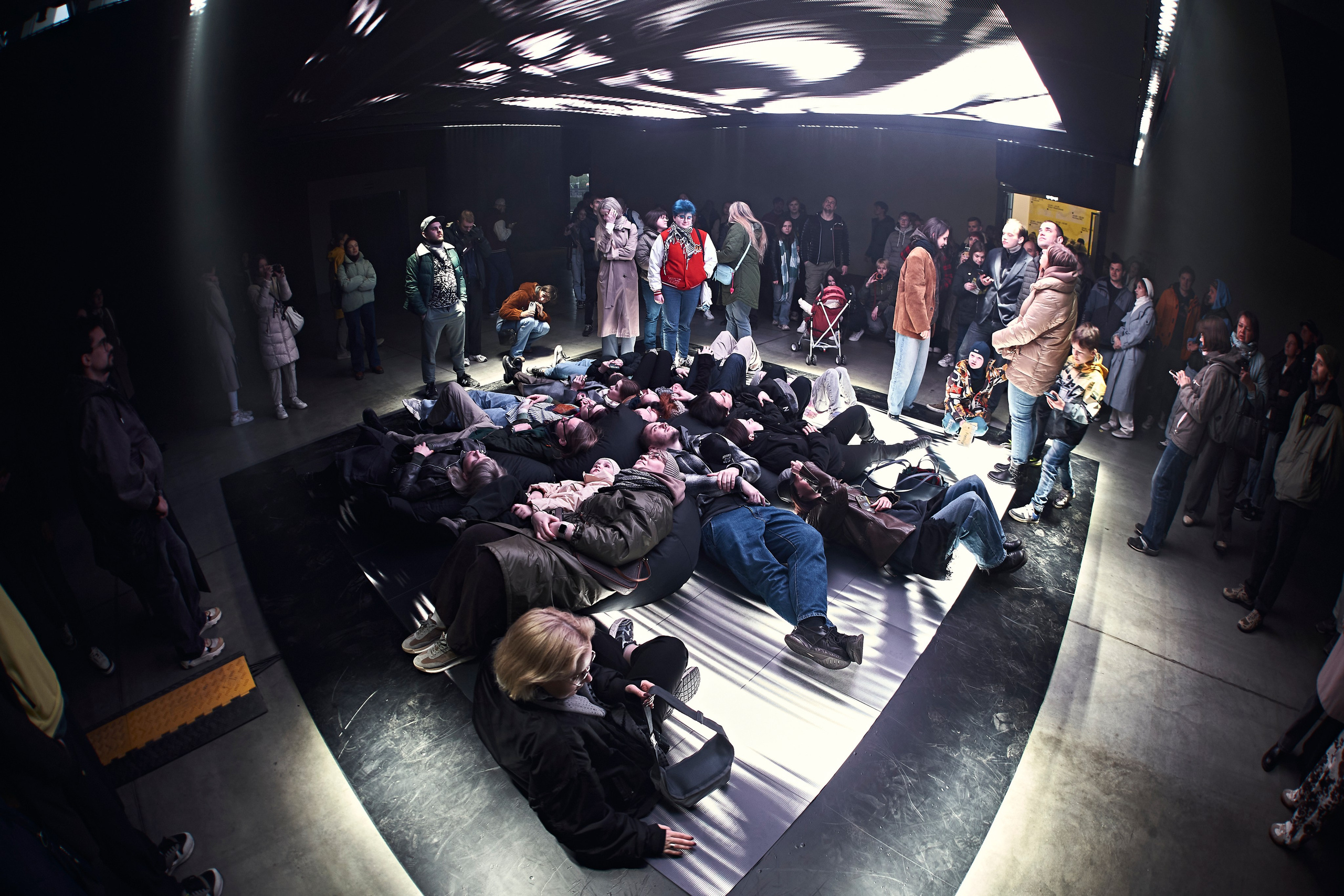 Международный фестиваль медиаискусства «INTERVALS» 24-25г. Репортажный фотограф Вилянов Евгений. Нижний Новгород